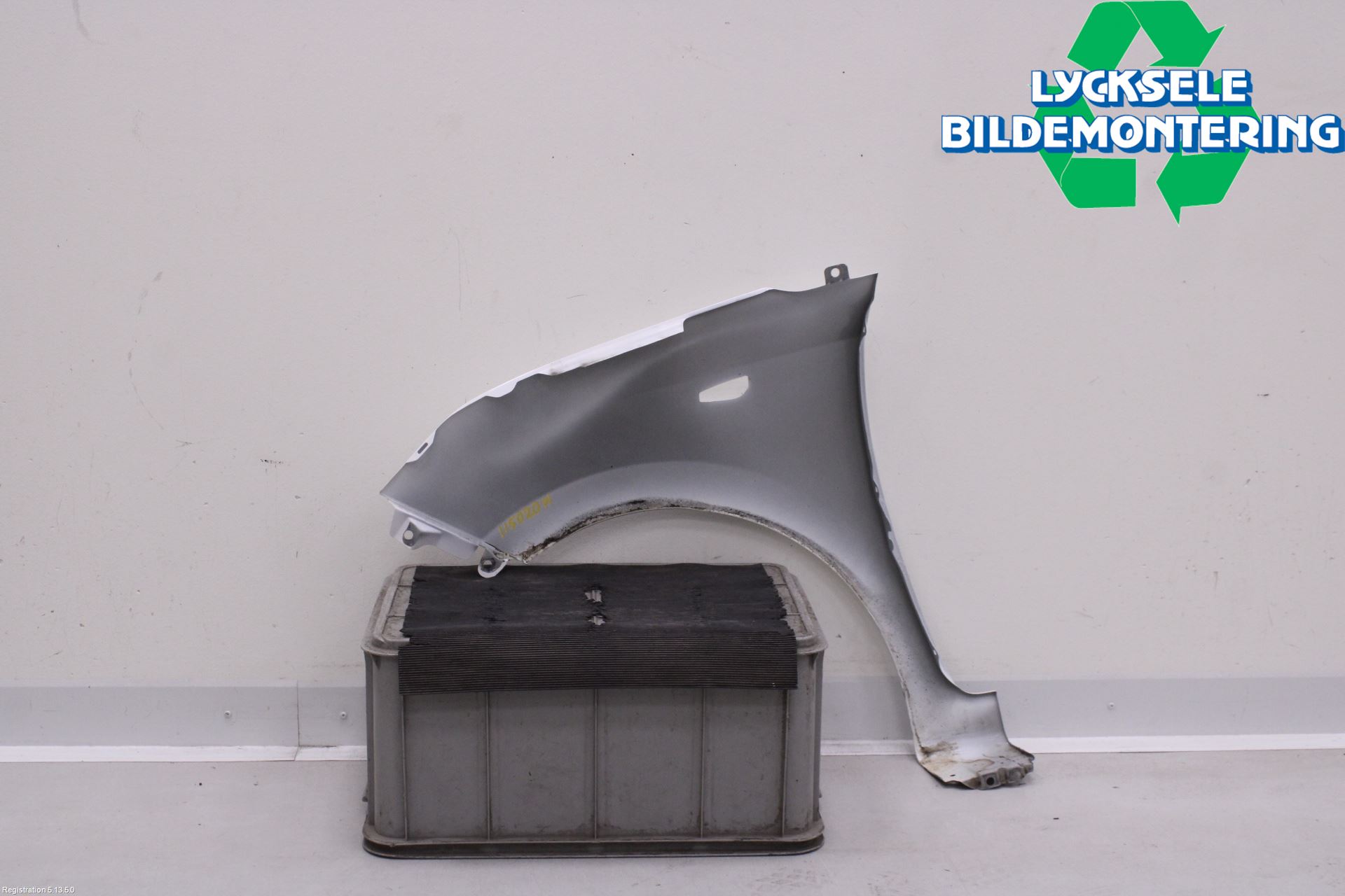 Hyundai i10 BA 17-20 Skärm Fram Höger