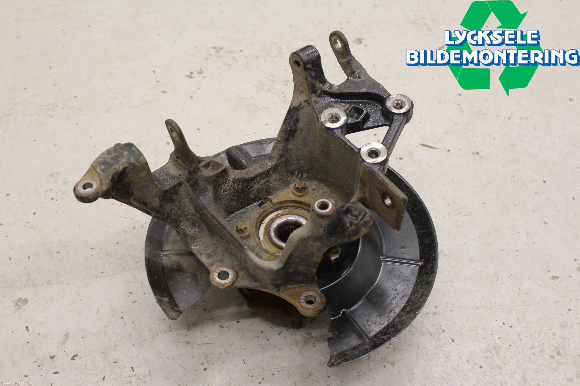 Ford KUGA 13-16 Hjullagerhus-Spindel Hö B