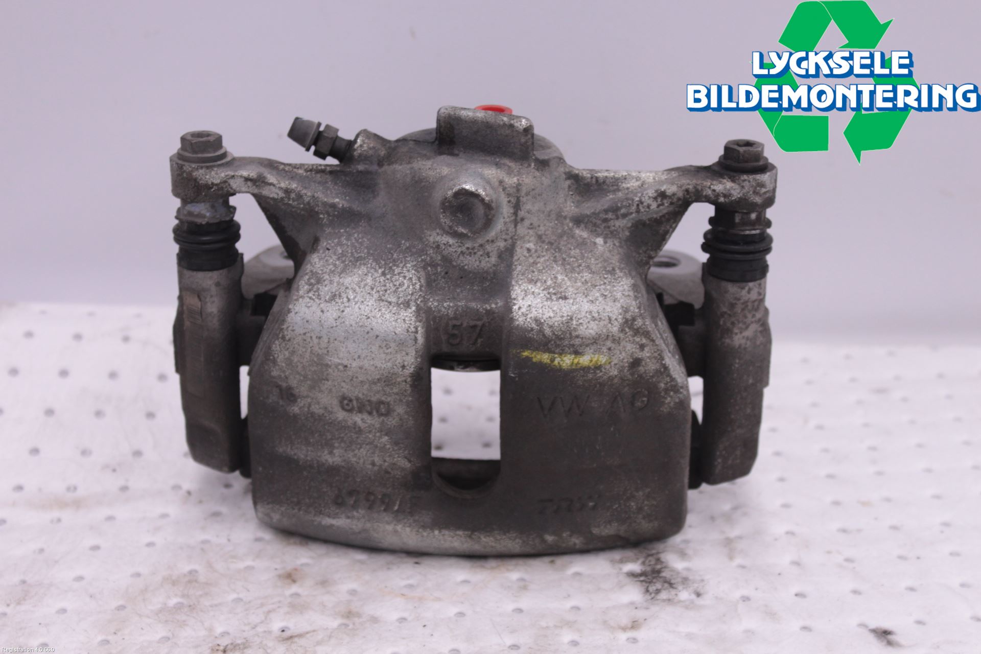 Skoda SUPERB 16-24 Bromsok Fram Höger