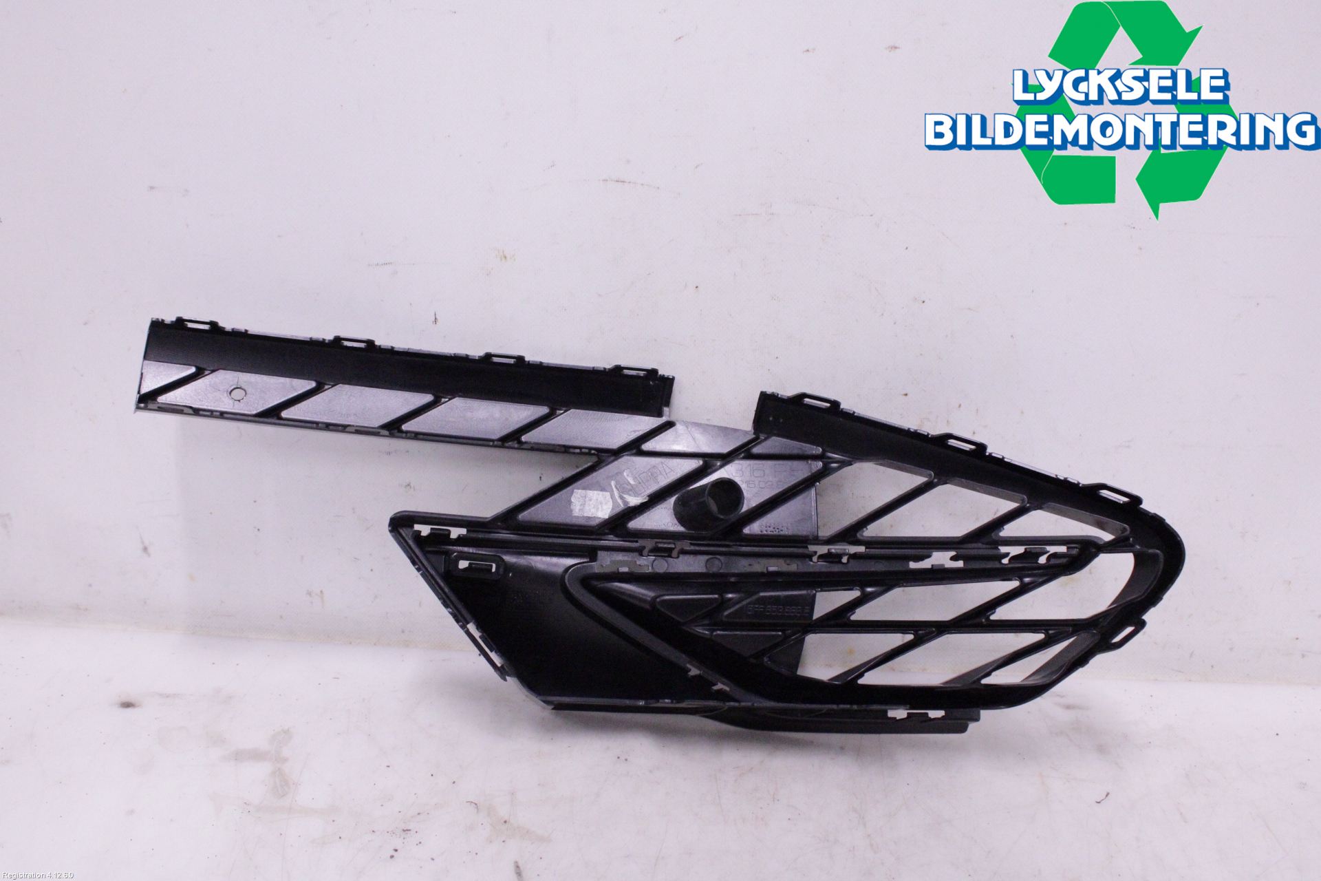 Cupra FORMENTOR 21- Stötfångardel Fram Hö