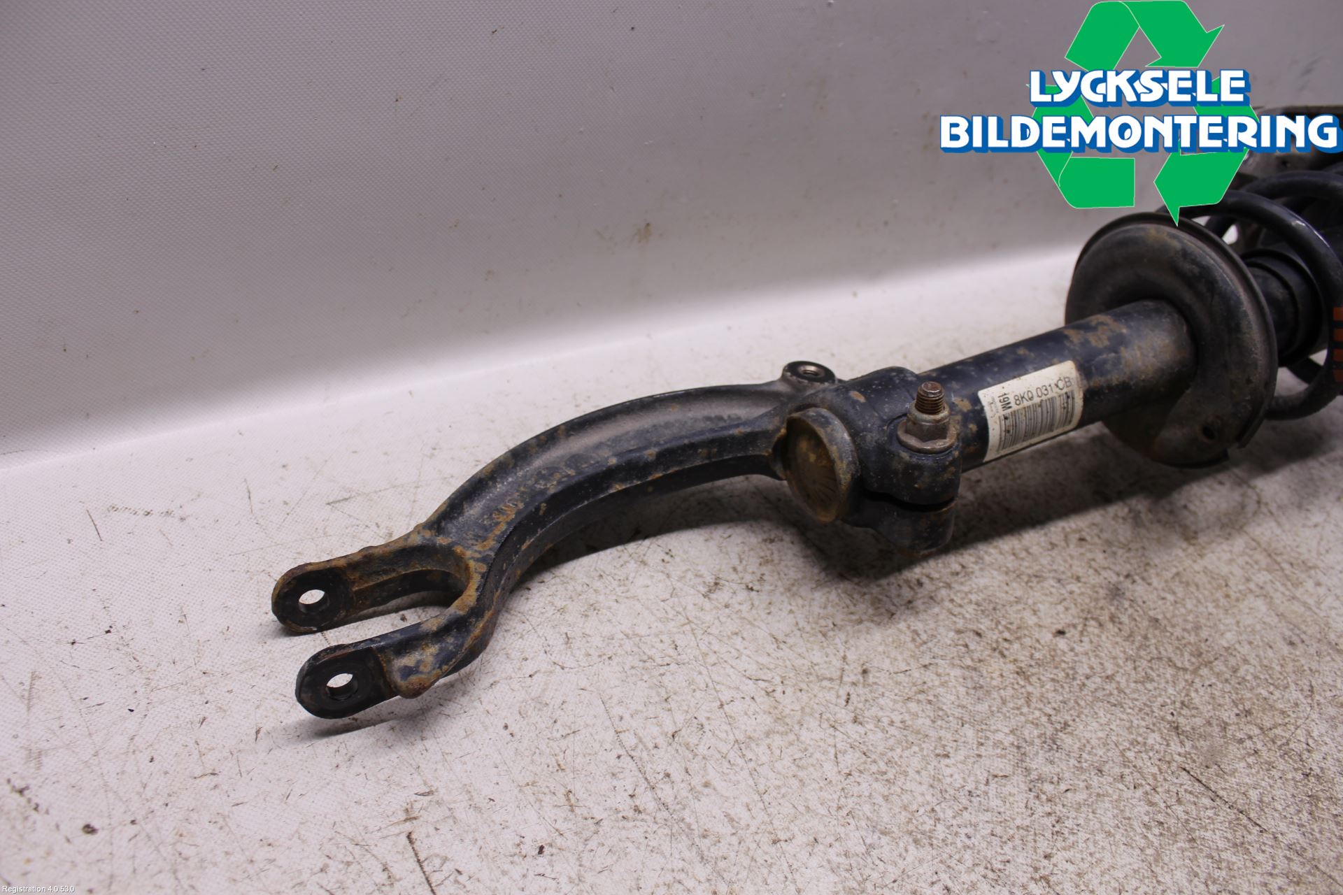 Audi A4 12-15 Fjäderben Fram Höger