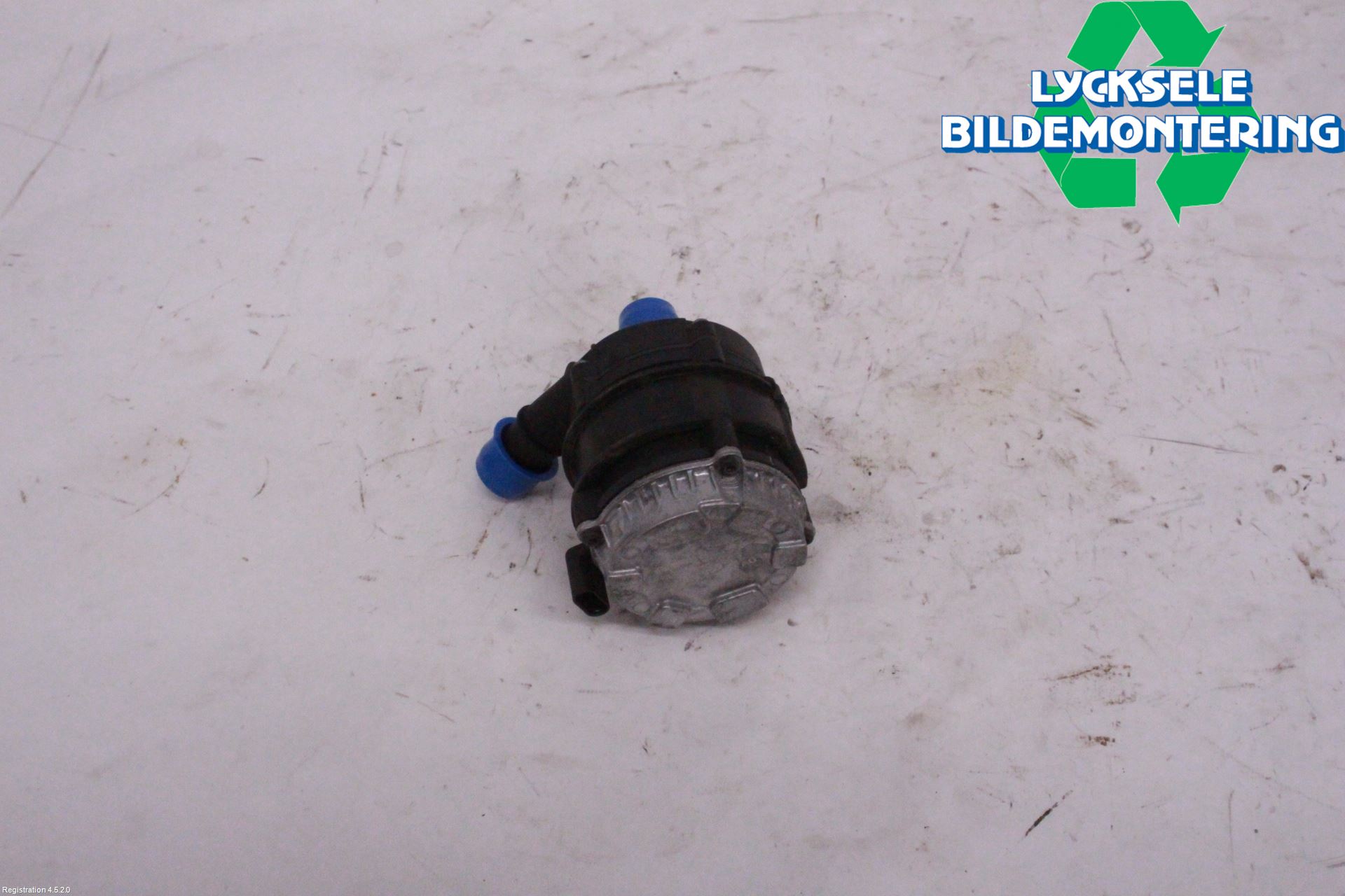 Volkswagen VW PASSAT 20-24 Vattenpump
