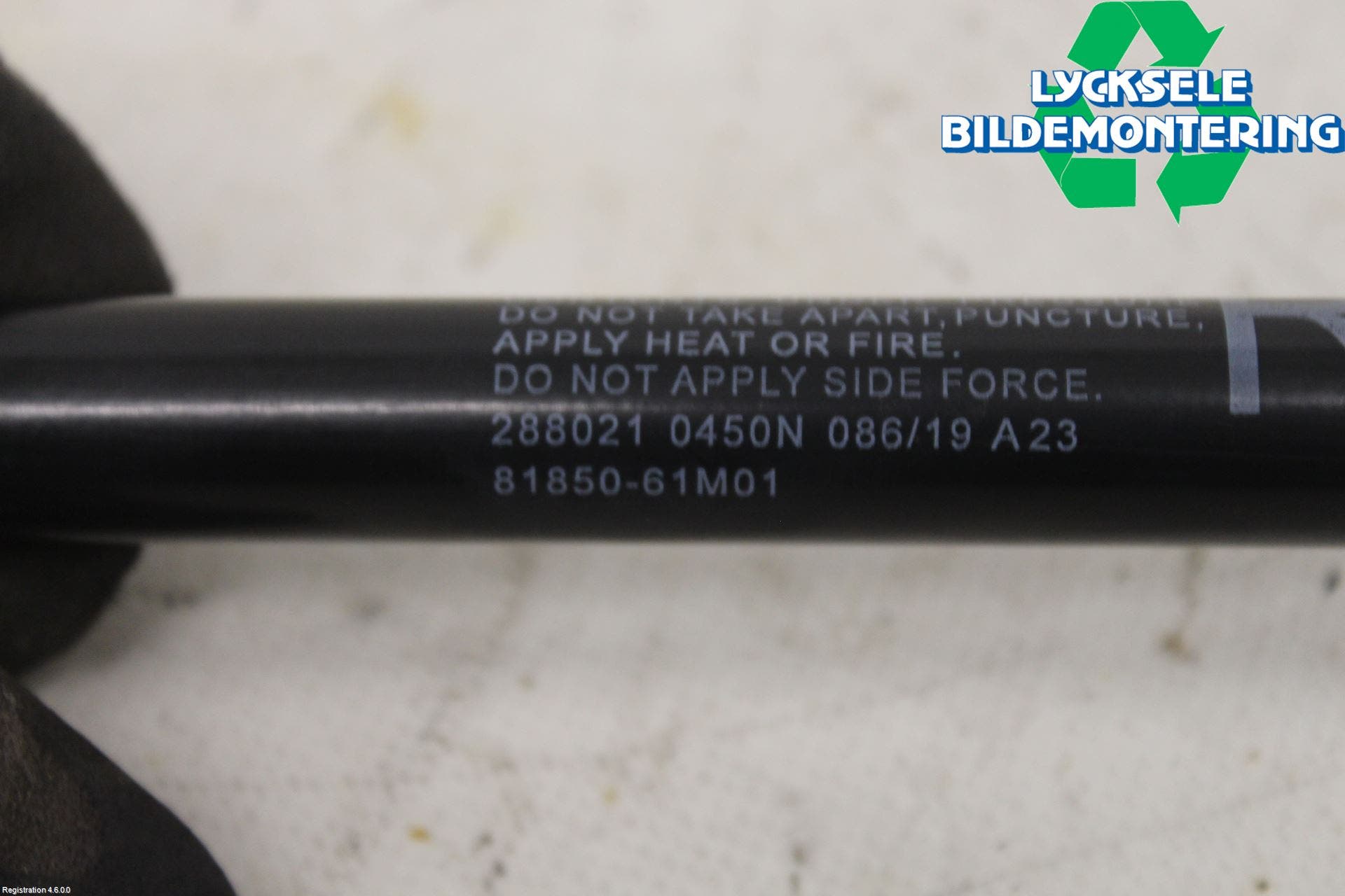 Suzuki SX4 S-CROSS 14-21 Gasfjäder Baklucka