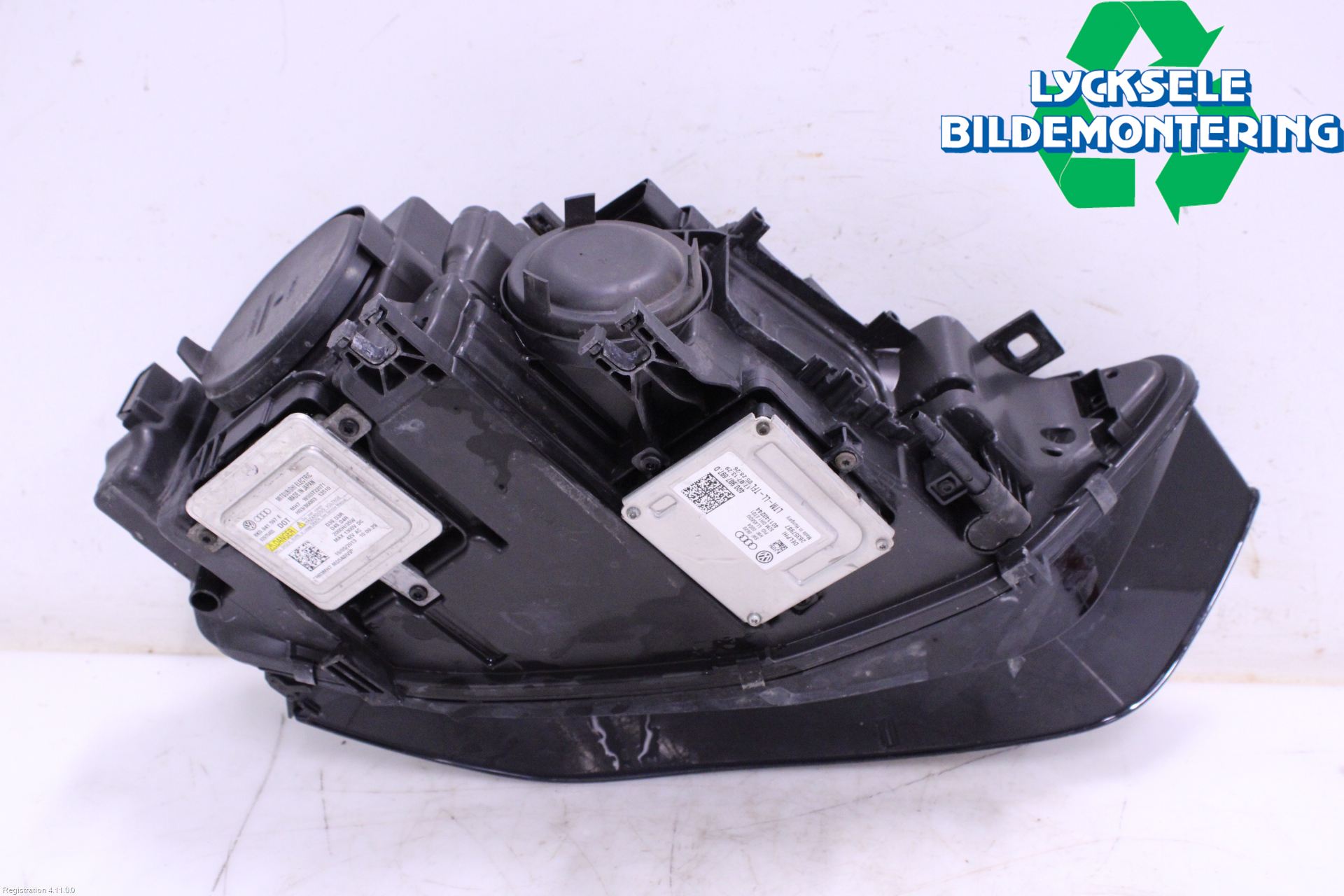 Audi A4 12-15 Strålkastare Vänster