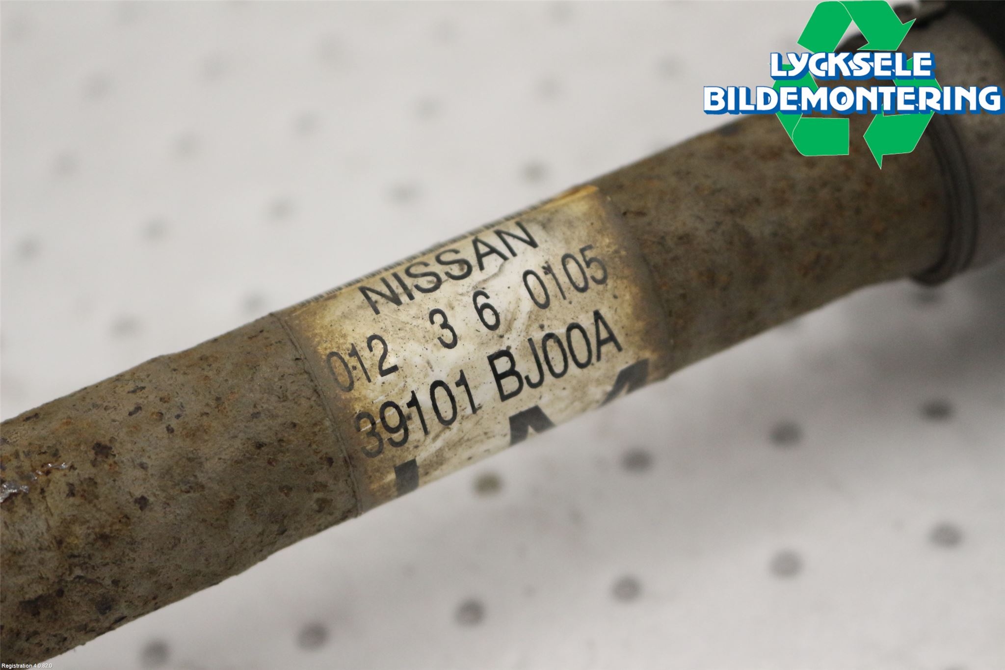 Nissan NV200/NV200 COMBI Drivaxel Fram Vänster