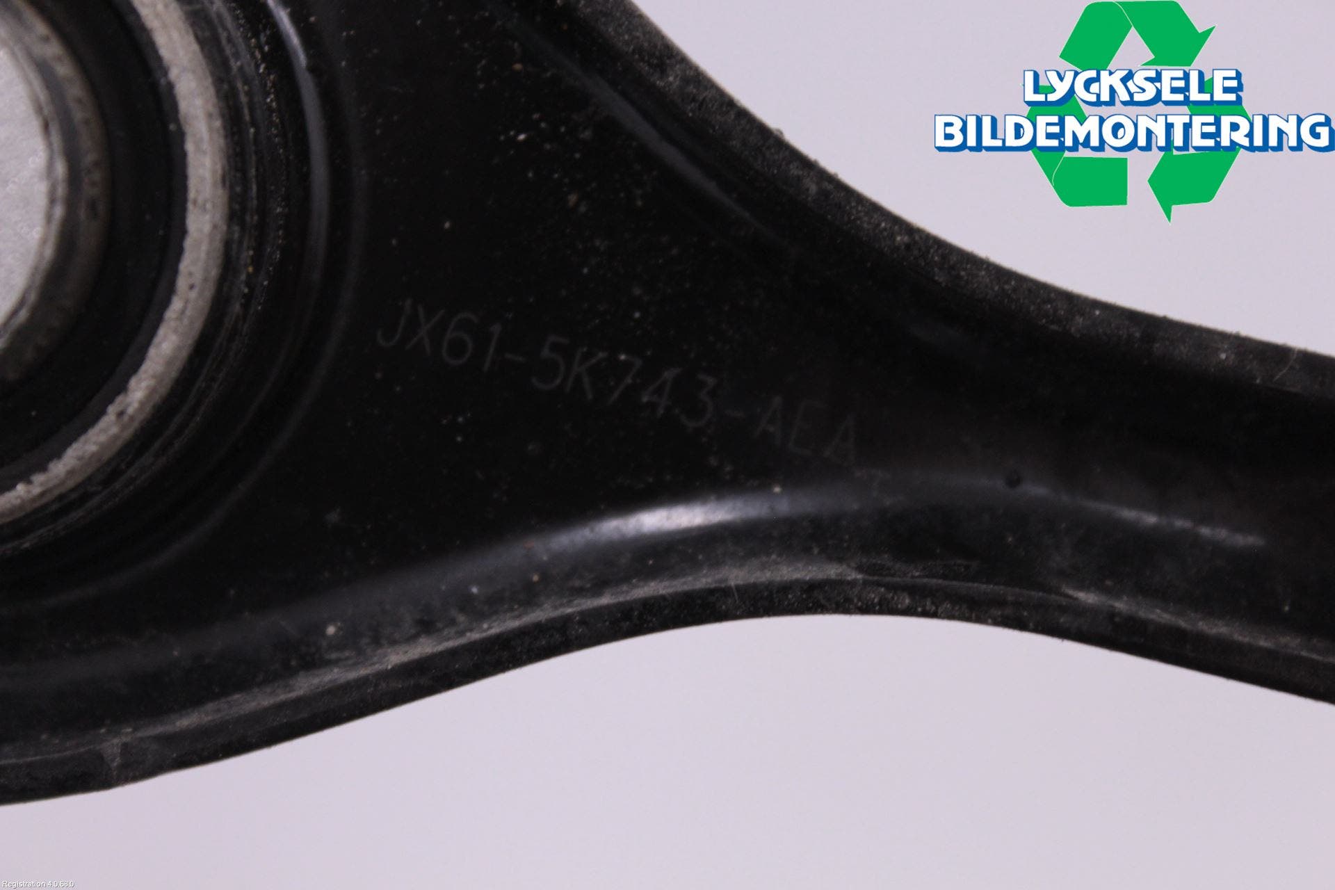 Ford FOCUS 19- Bärarm Bak Vä-Hö