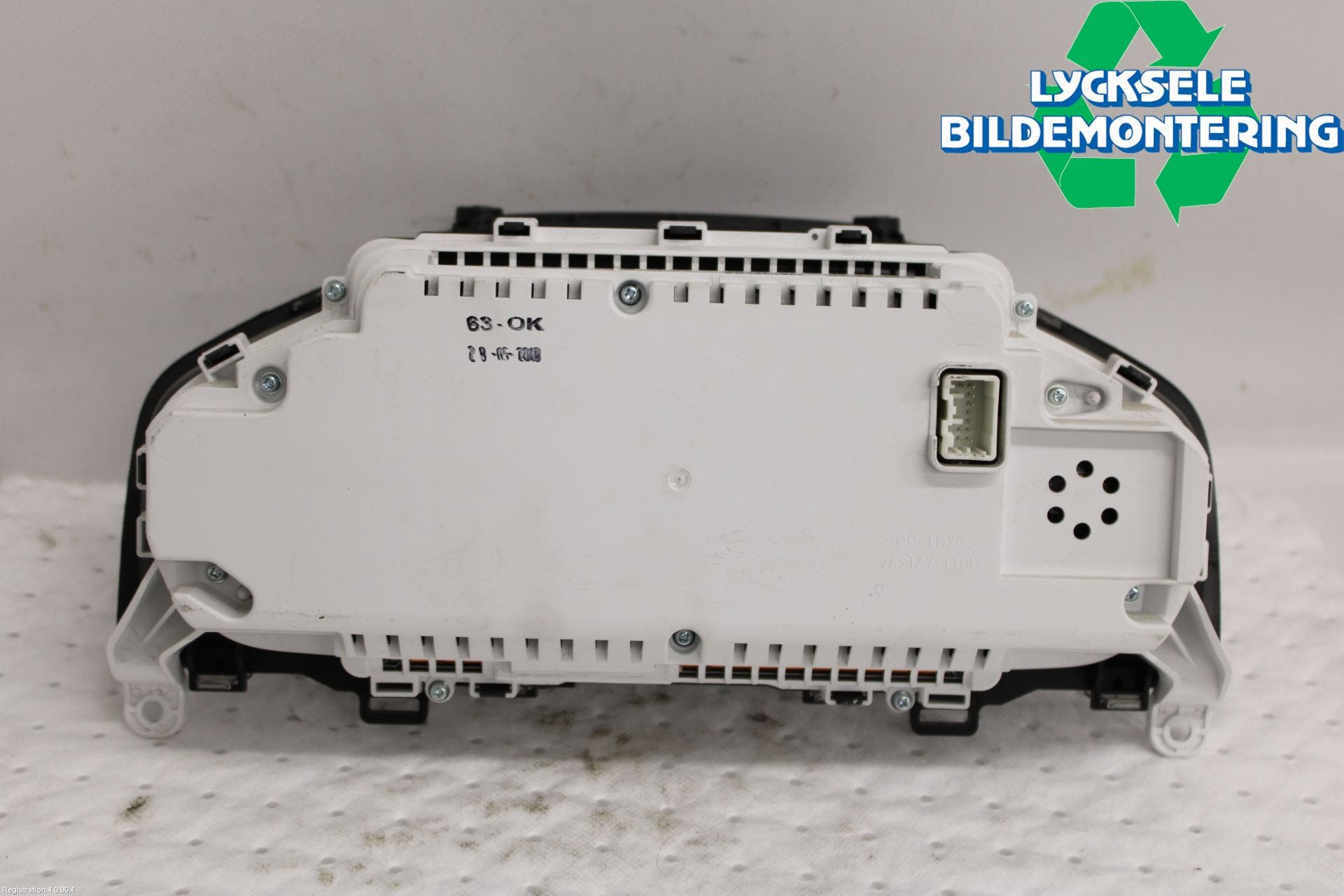 Volvo XC70 14-16 Instrument Komb