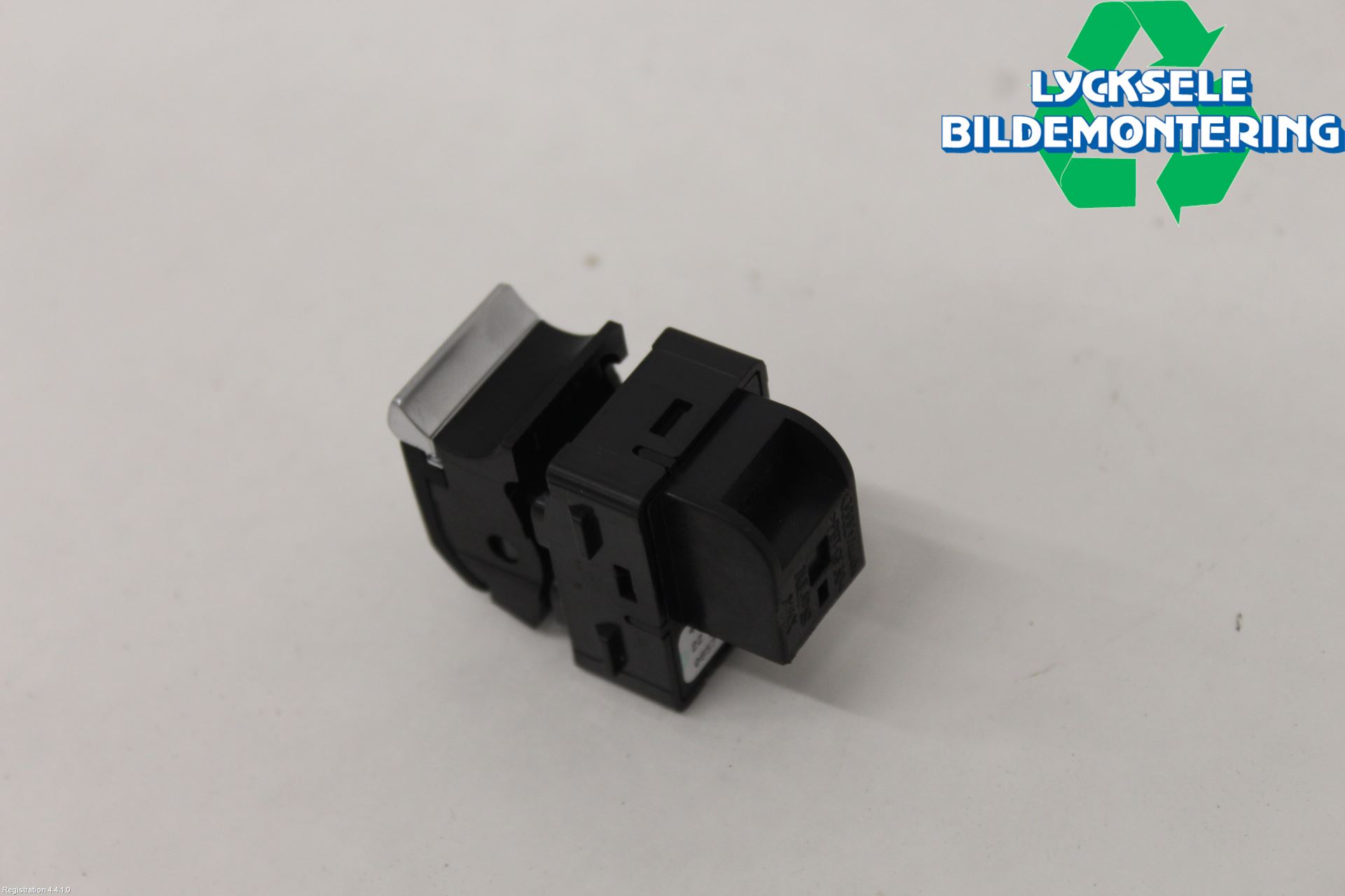 Audi A4/S4 B9 20- Strömställare Elhiss