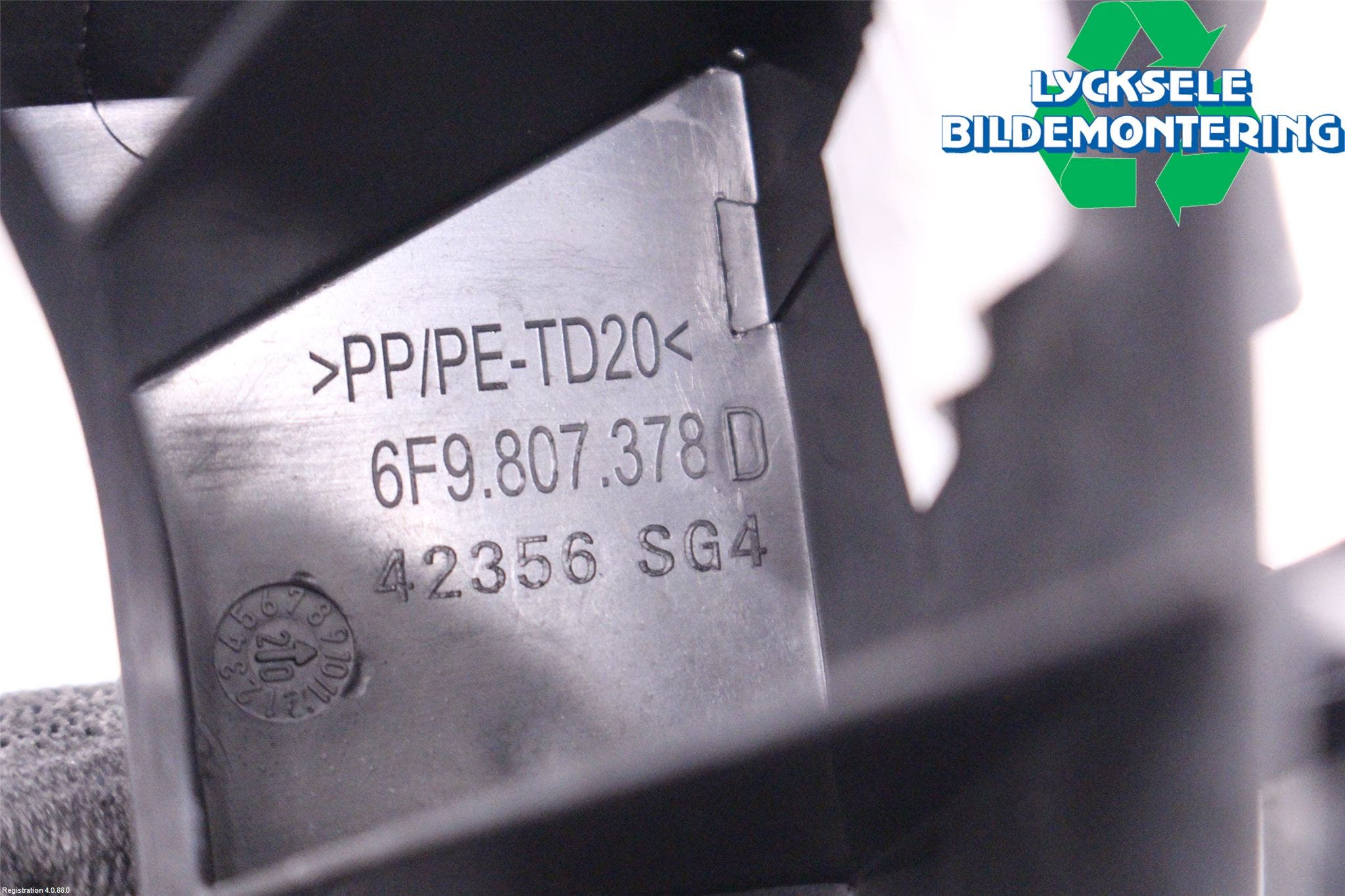 Seat ARONA Stötfångarfäste Bak Hö