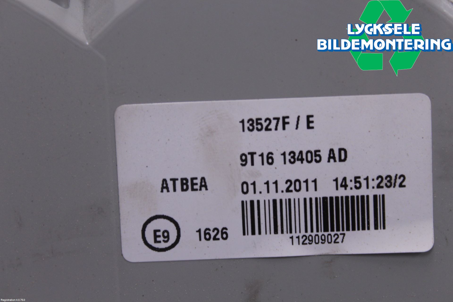 Ford TRANSIT CONNECT 09-13 Bakljus Vänster