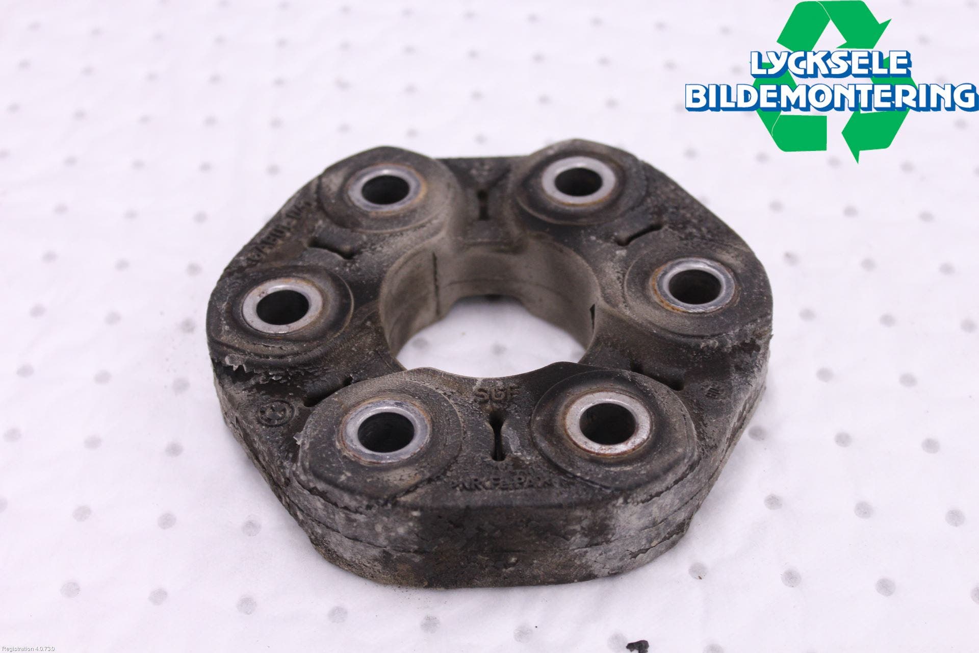 BMW 3 F30/F31/F80 12-19 Mellanaxel Gummiknut