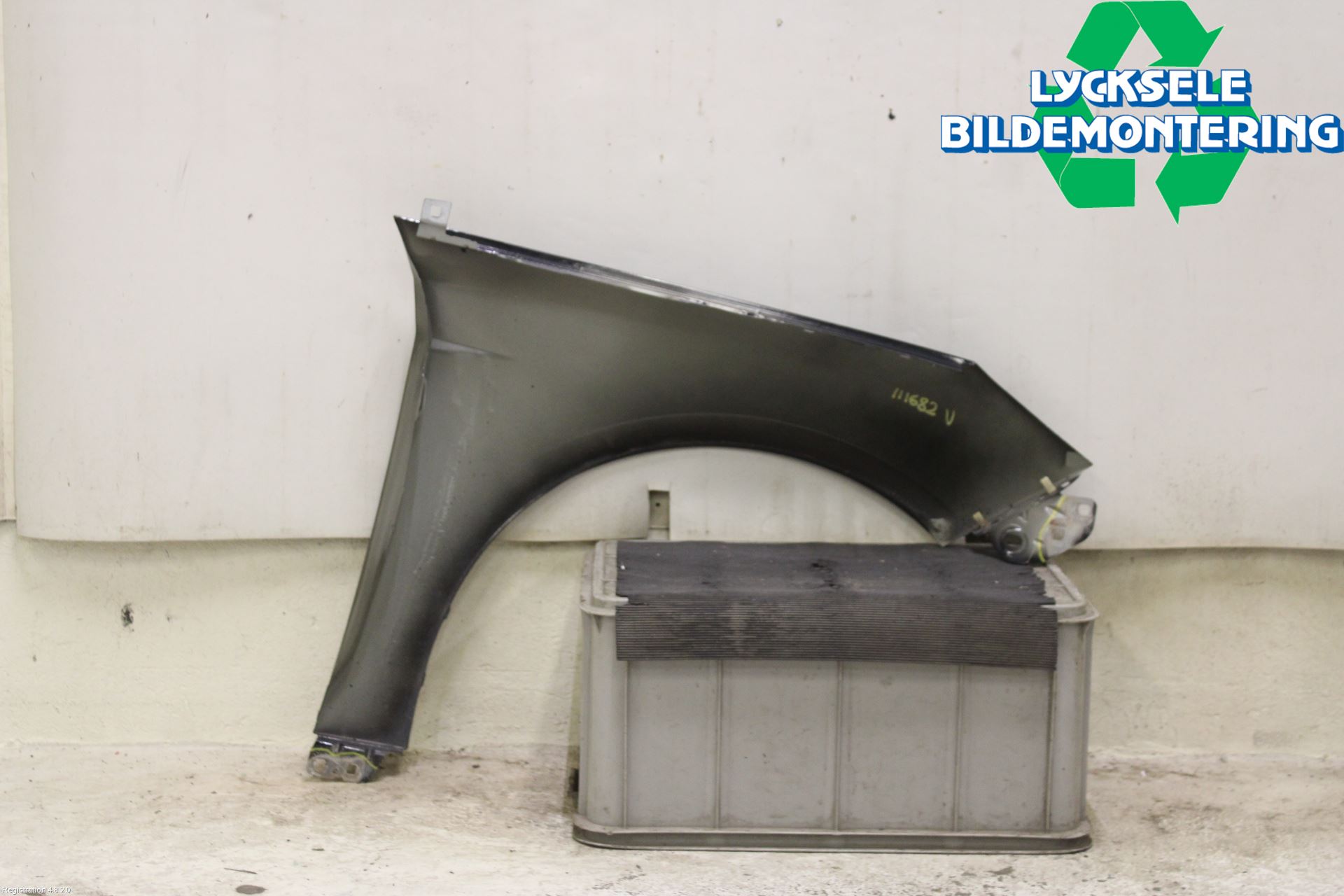 Ford FOCUS 15-18 Skärm Fram Vänster