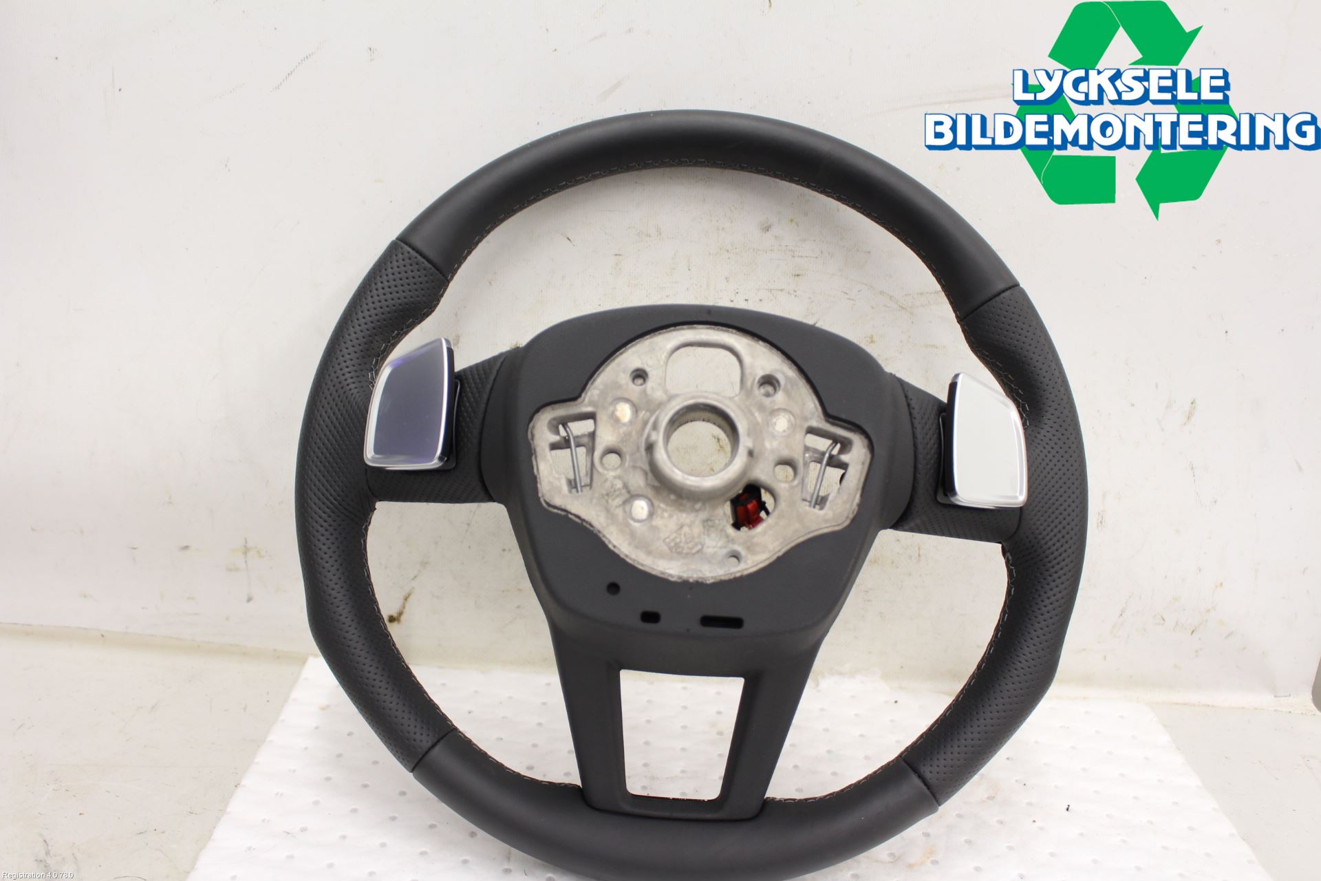 Audi A6 F2/C8 19- Ratt