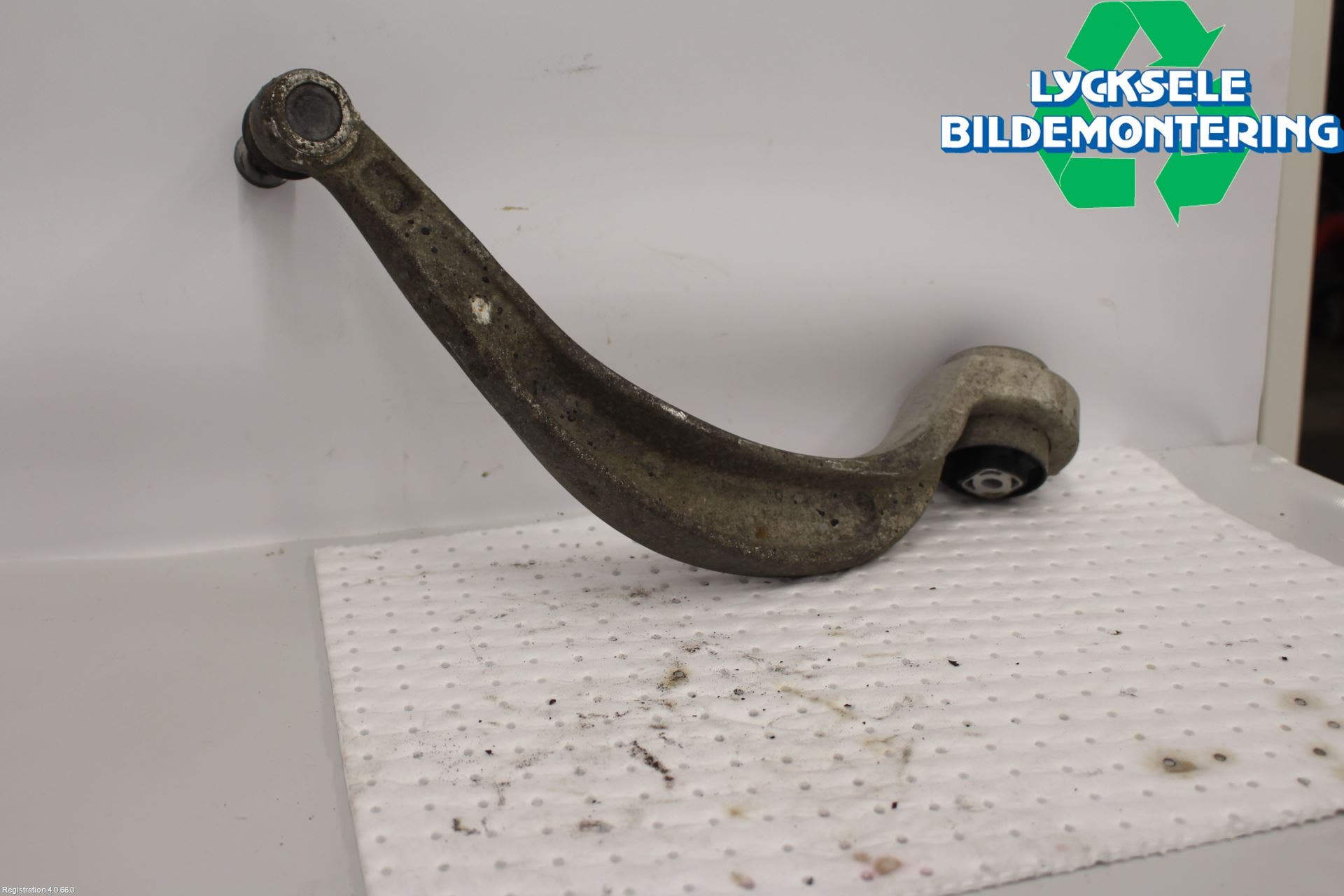 Audi A5 07-16 Bärarm Fram Undre Hö