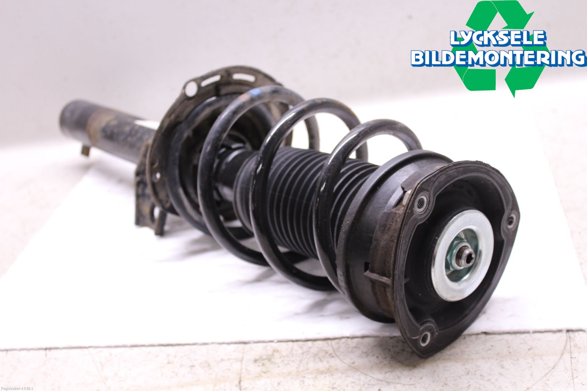 Volkswagen VW GOLF / E-GOLF VII 13-20 Fjäderben Fram Vänster