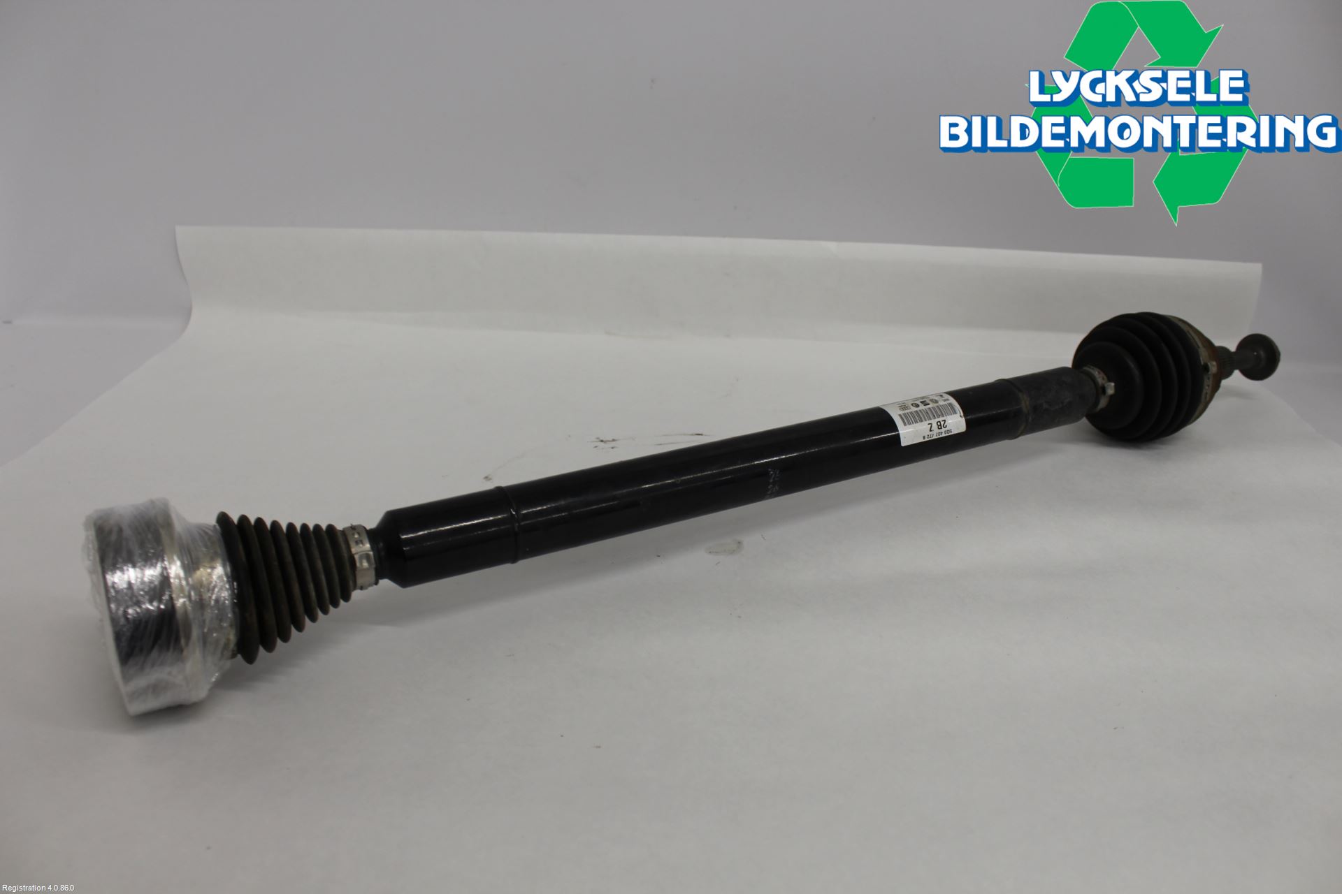 Volkswagen VW GOLF SPORTSVAN 15-20 Drivaxel Fram Höger
