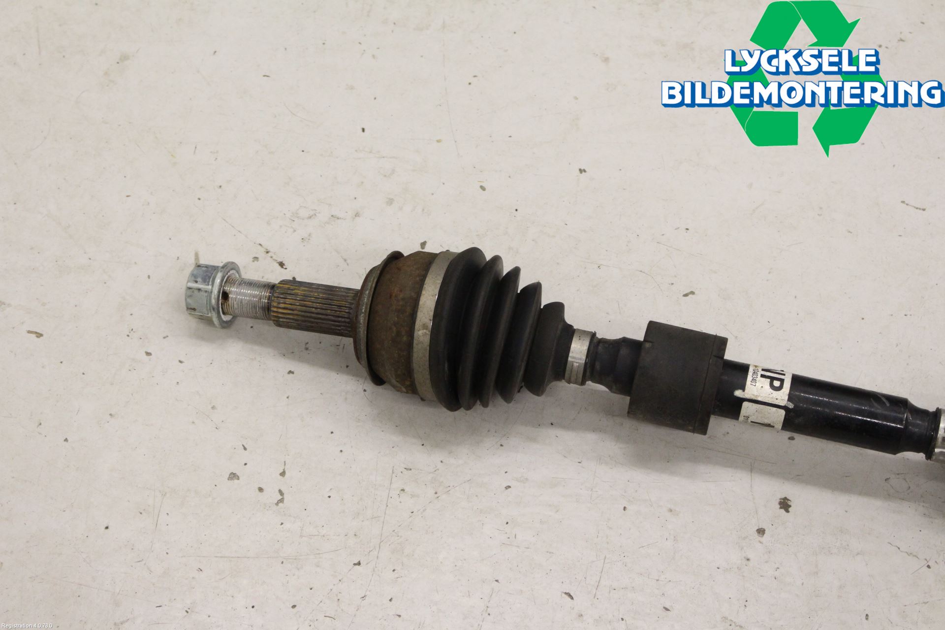 Nissan QASHQAI 17-21 Drivaxel Fram Höger
