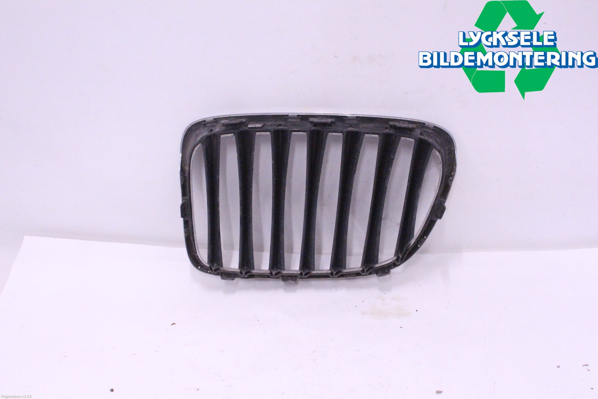BMW X1 E84 10-15 Grilldel Höger