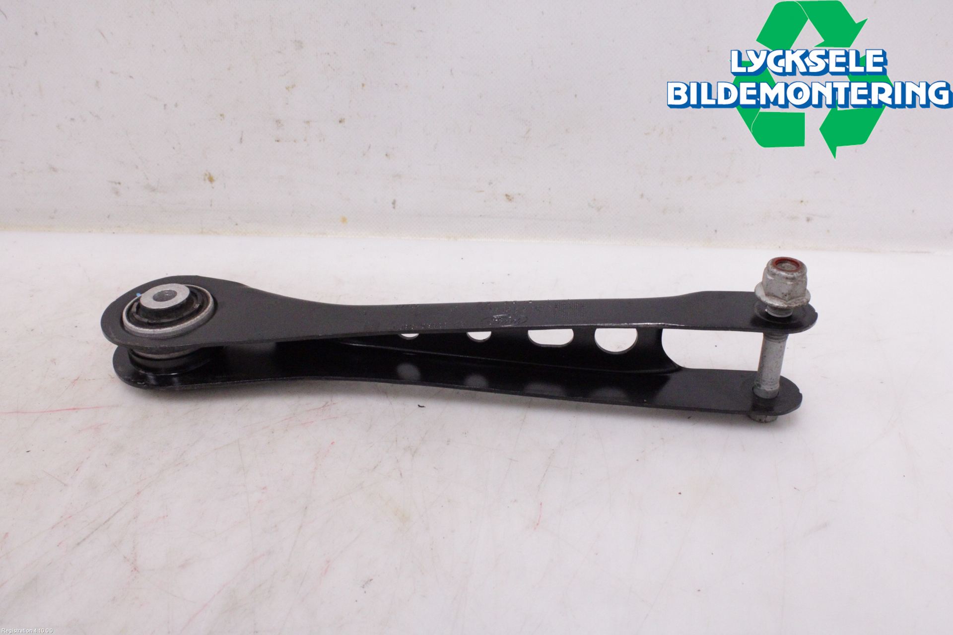 Ford MUSTANG Mach-E 21- Bärarm Bak Vä-Hö