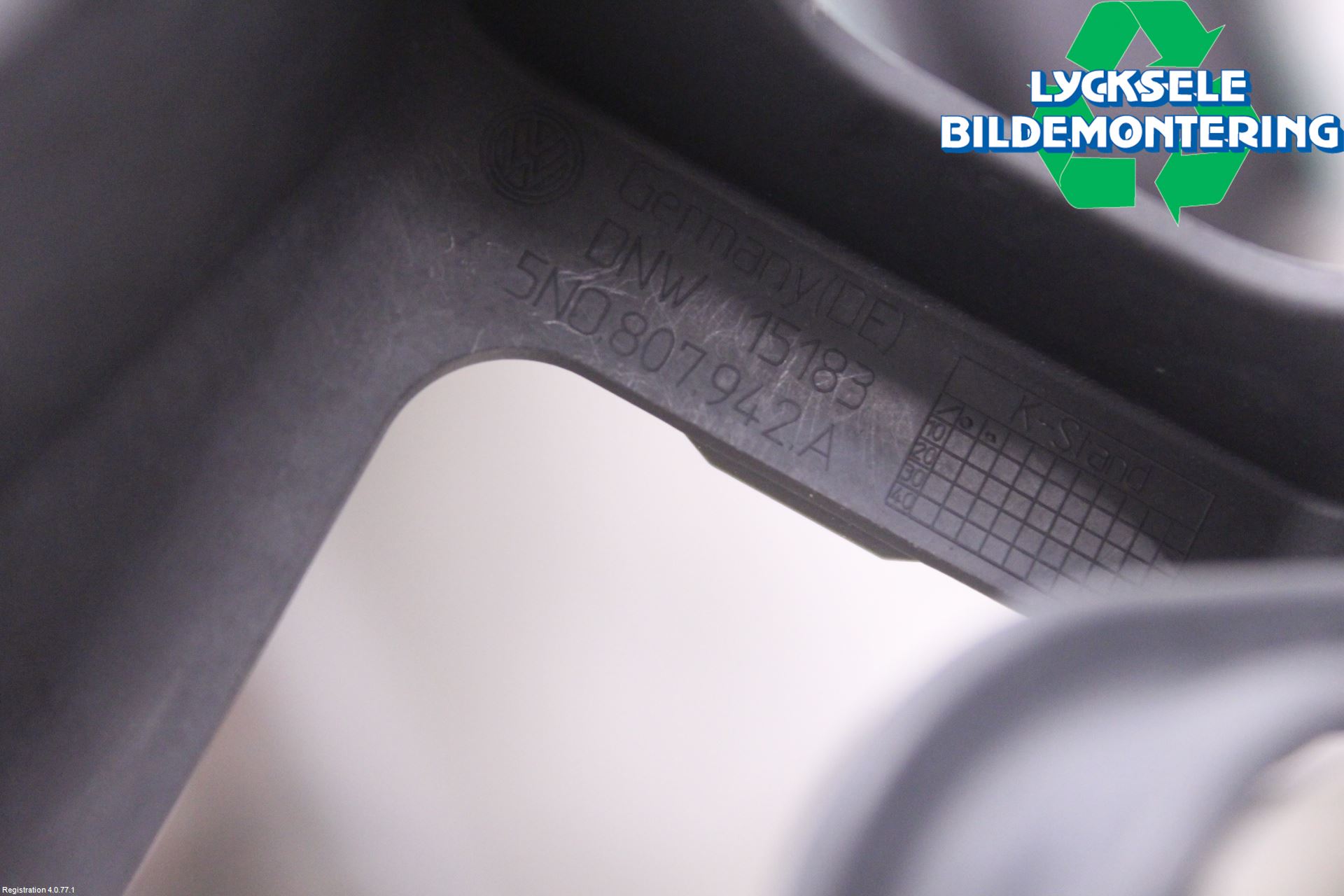 Volkswagen VW TIGUAN 07-16 Stötfångarfäste Fram Hö