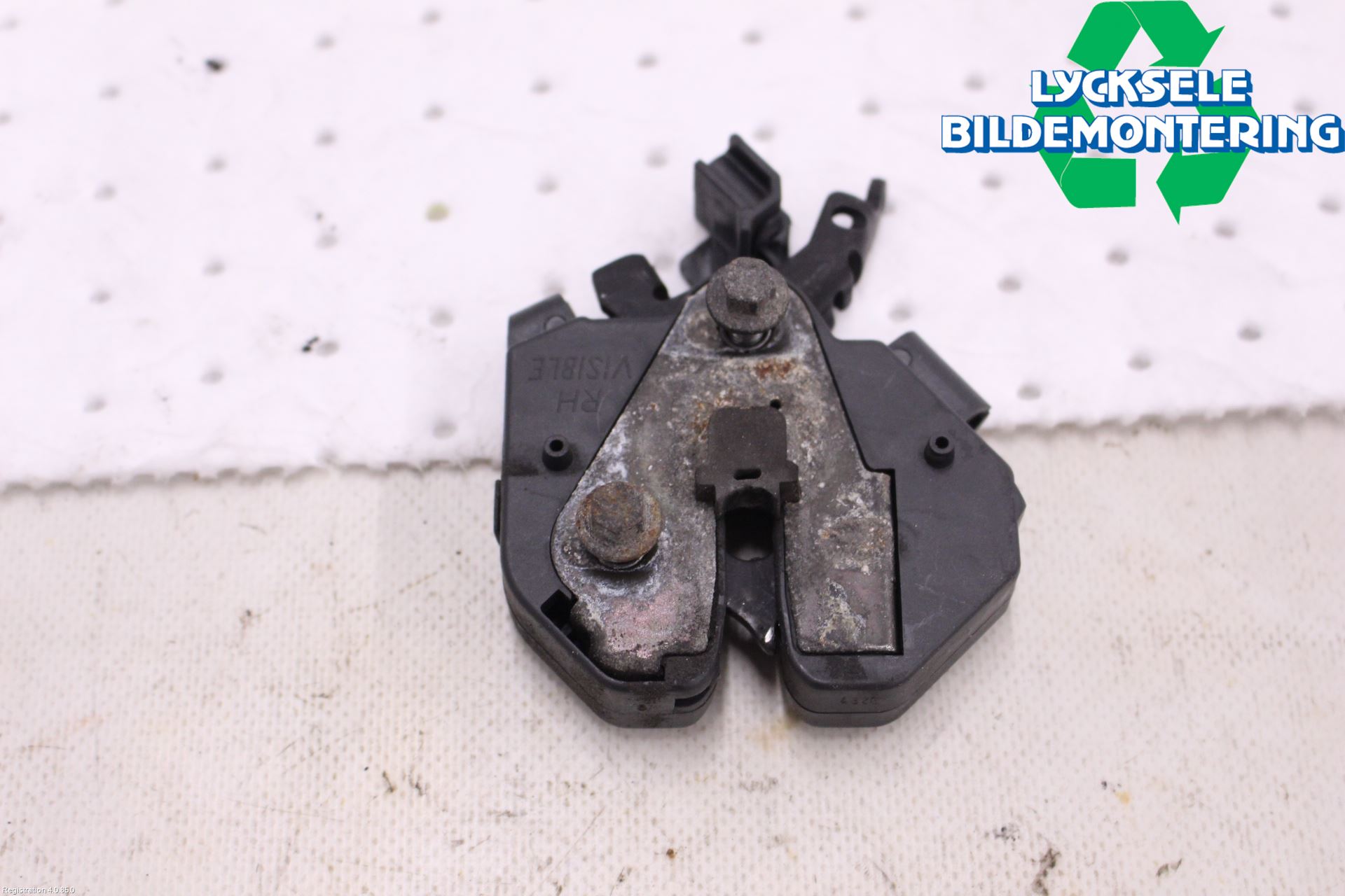 Volvo XC90 07-14 Huvlås