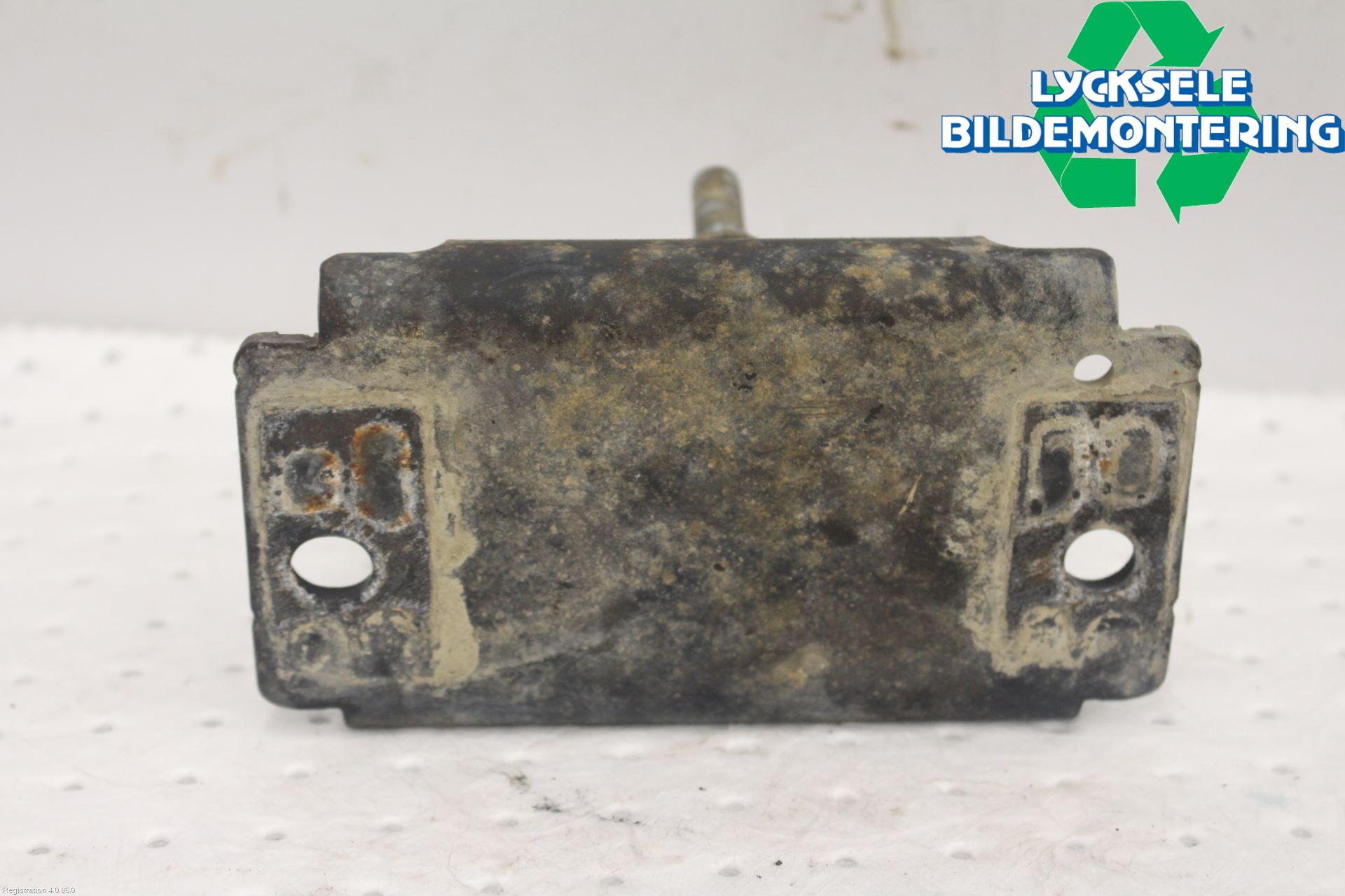 Nissan NAVARA, TREK-1 17-21 Växellådsfäste