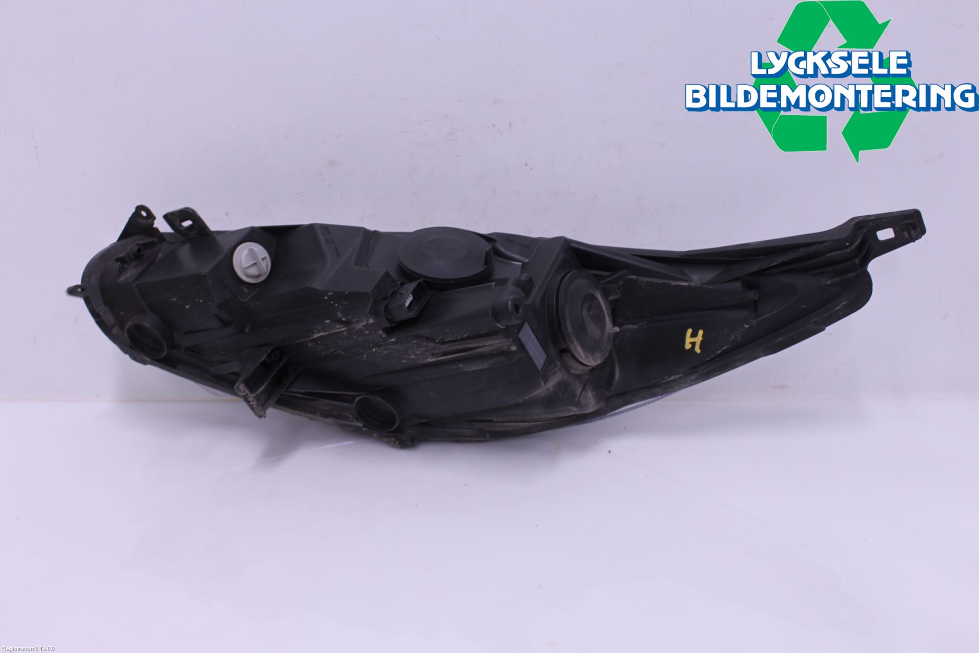 Ford FIESTA 13-17 Strålkastare Höger