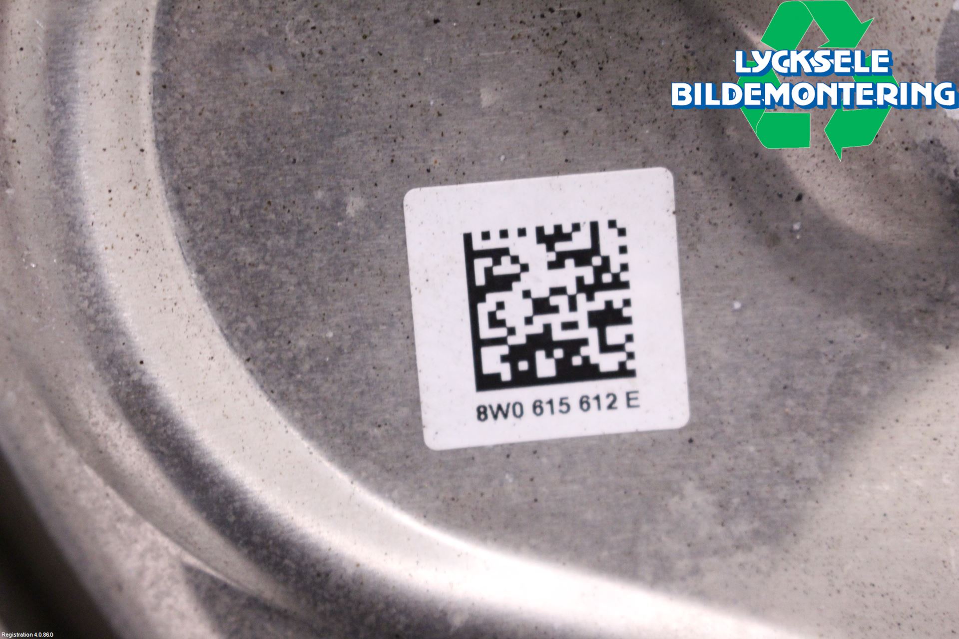 Audi A4/S4 B9 20- Bromssköld Bak