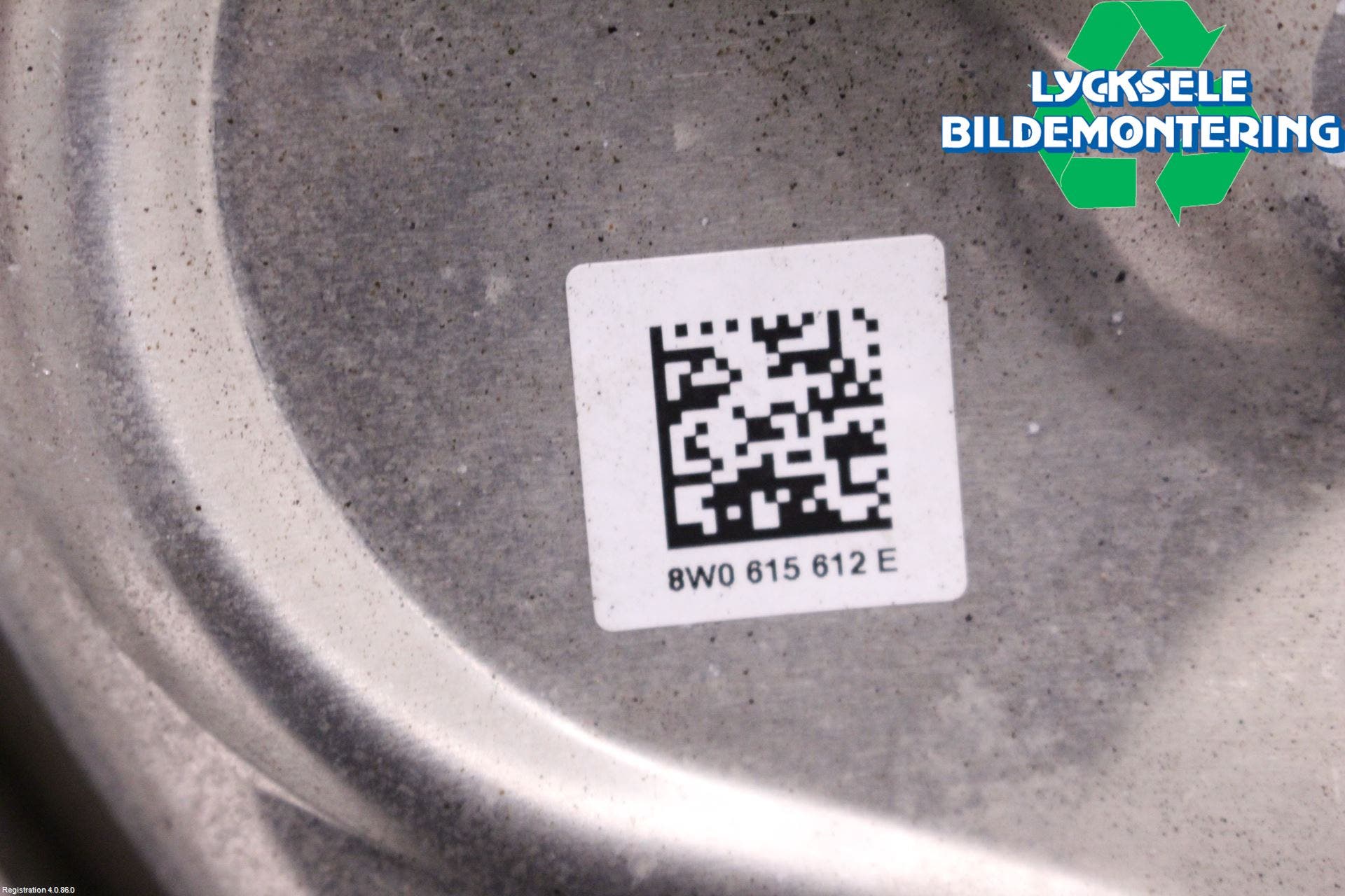 Audi A4/S4 B9 20- Bromssköld Bak