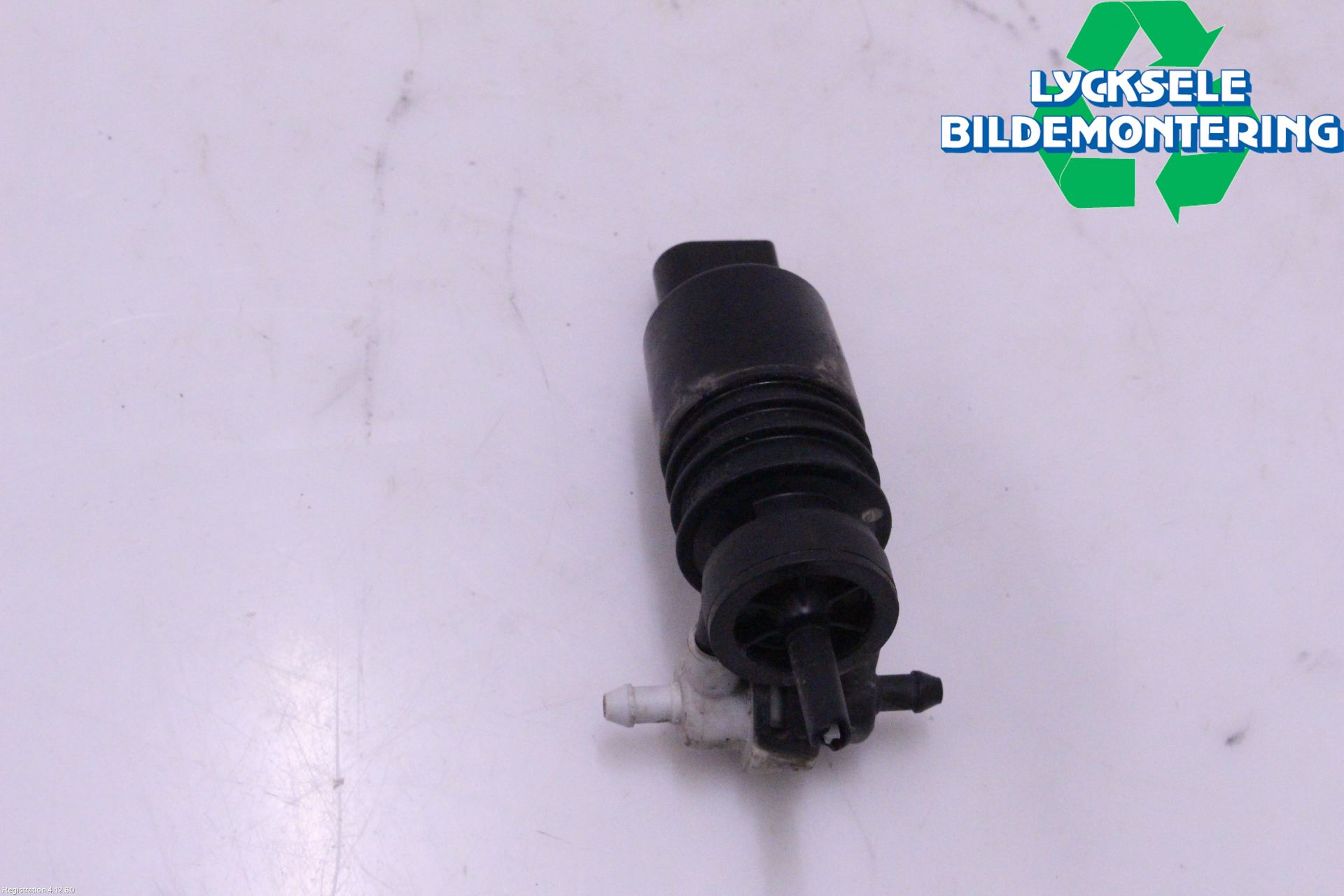 Ford KUGA 17-19 Spolarpump Vindruta