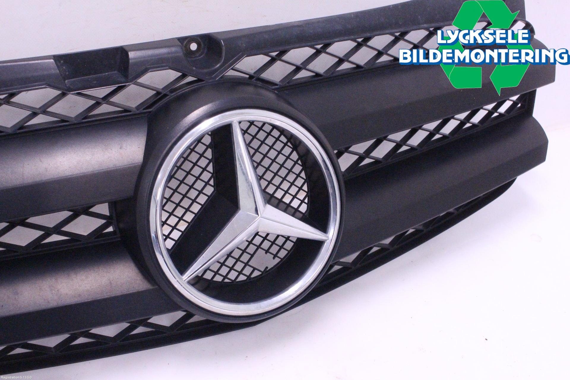 Mercedes-Benz MB VITO/VIANO (W639) 04-14 Grill Komp