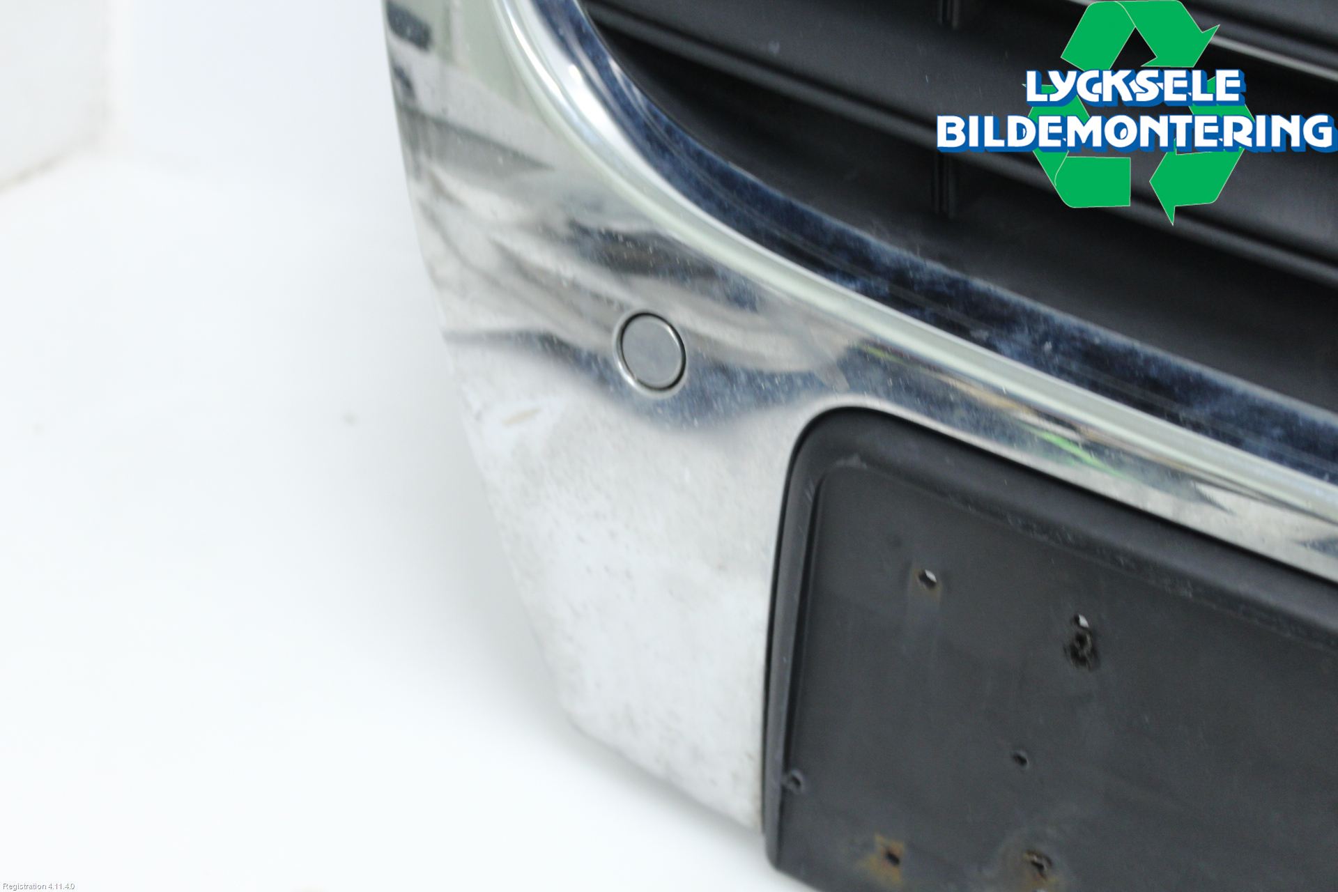 Volkswagen VW PASSAT 05-11 Grill Komp