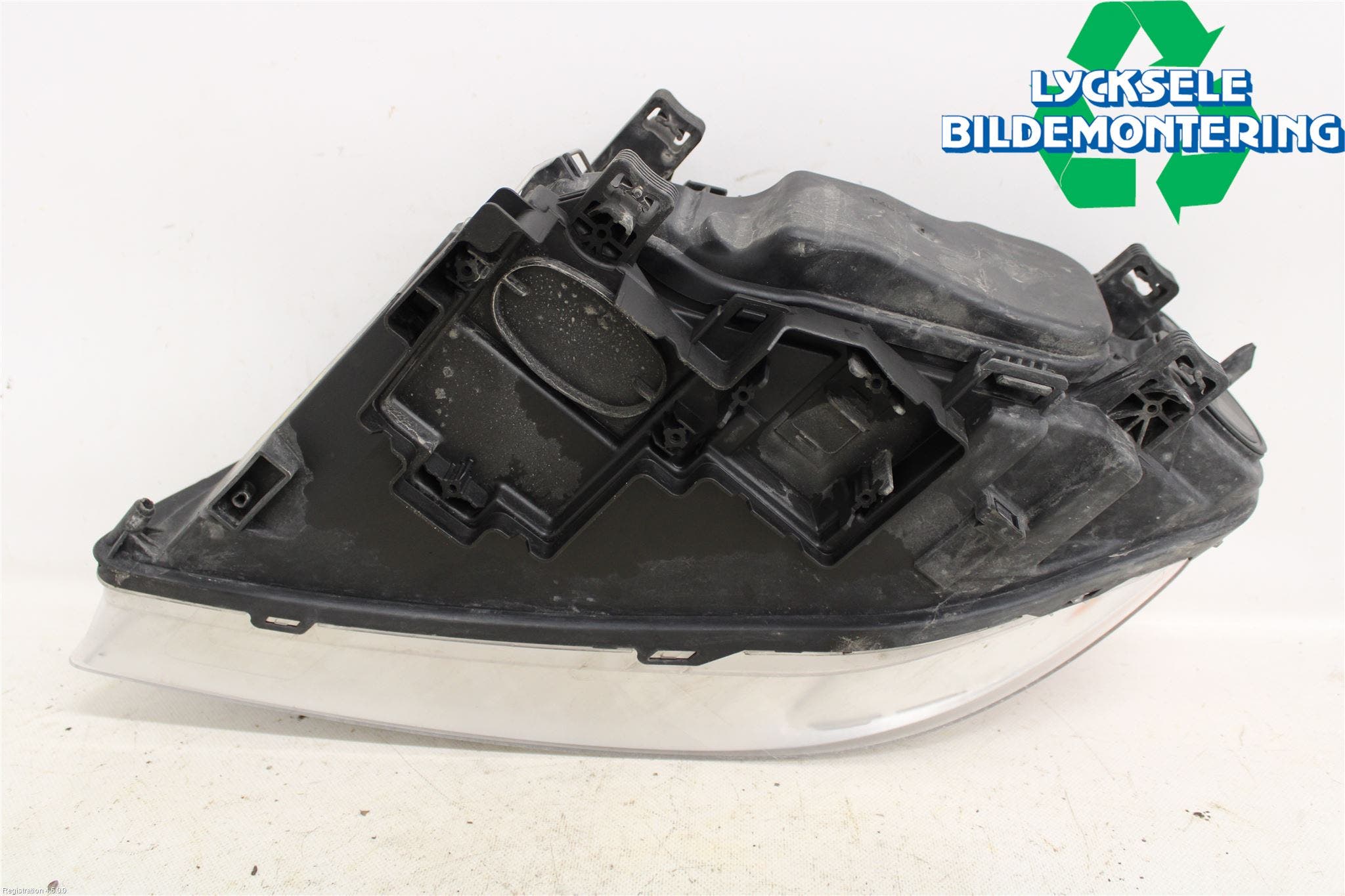 Volvo V70 08-13 Strålkastare Höger