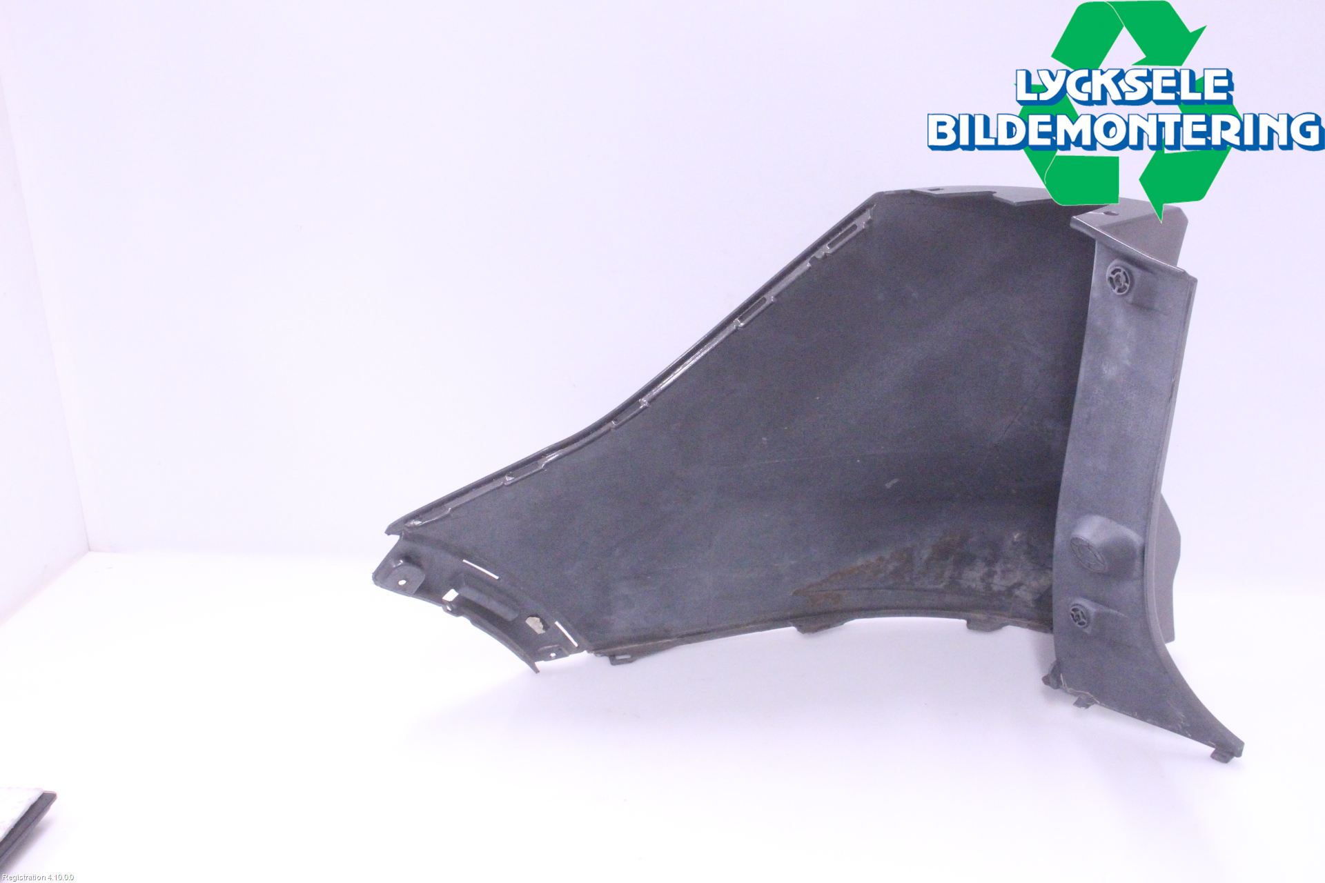 Ford KUGA 13-16 Stötfångardel Bak Hö