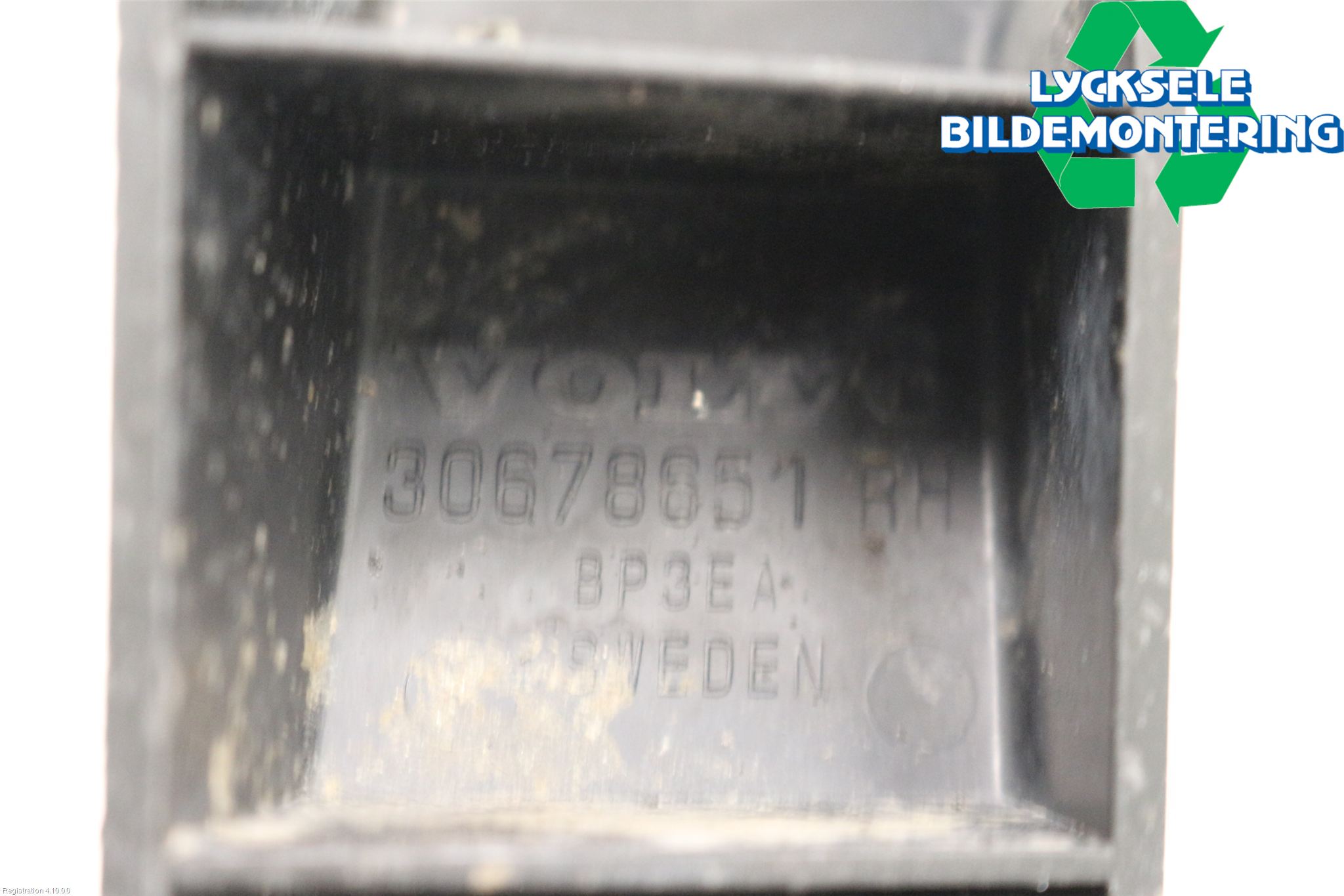 Volvo V70 08-13 Stötfångarfäste Bak Hö