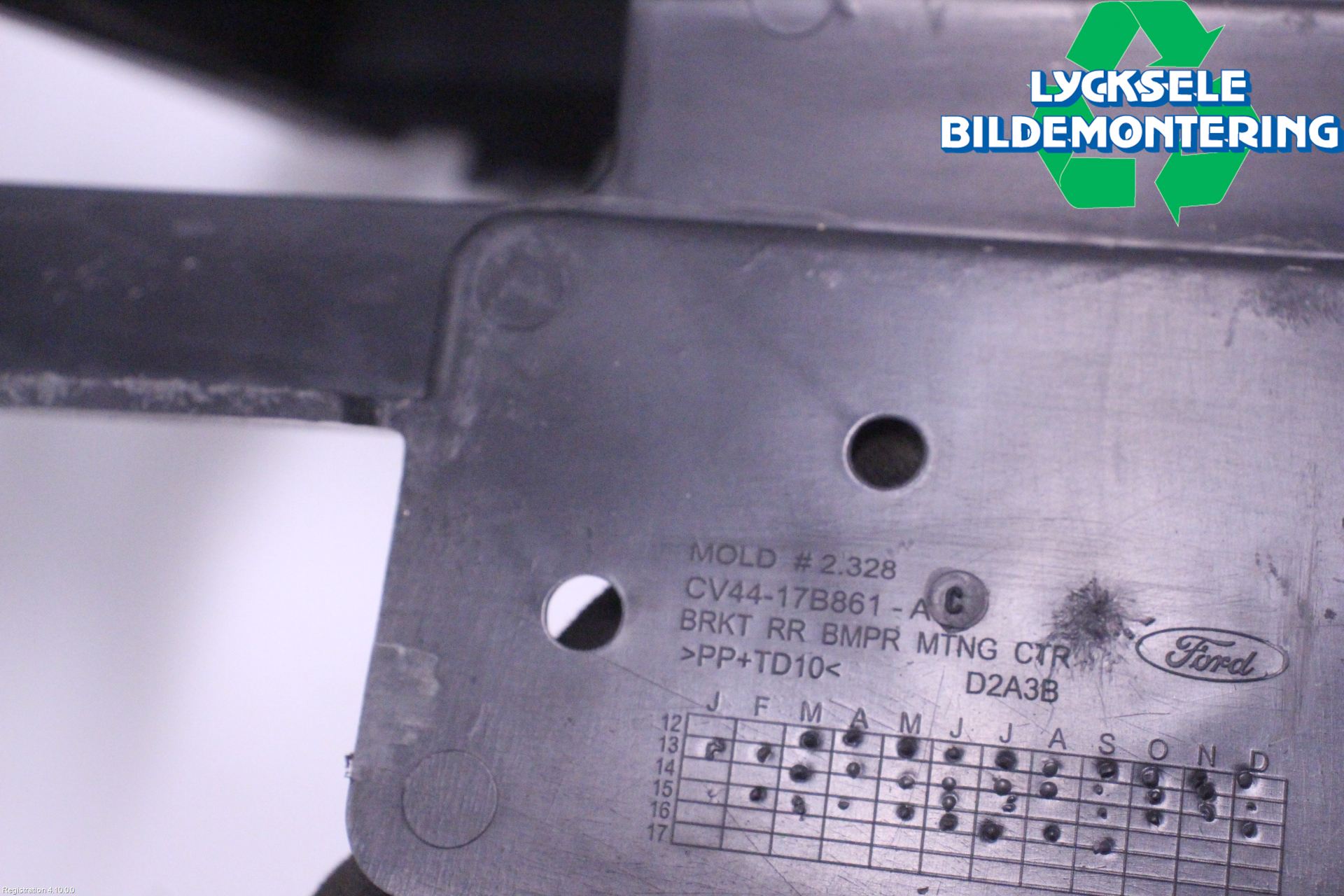 Ford KUGA 13-16 Stötfångare Deformelement Bak