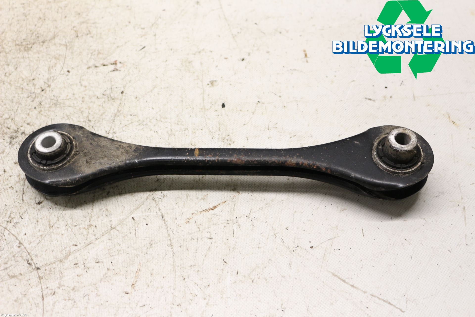 Volkswagen VW PASSAT 15-19 Bärarm Bak Höger