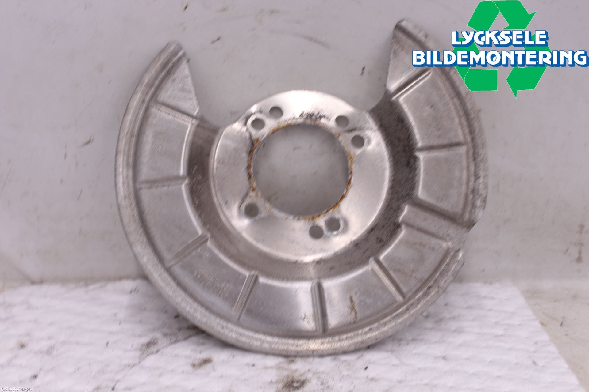 Ford FOCUS 19- Bromssköld Bak