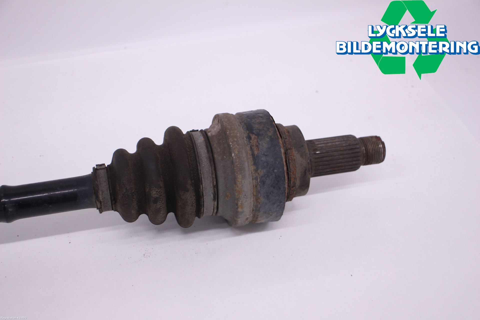 BMW 3 GT F34 13-19 Drivaxel Bak Vänster