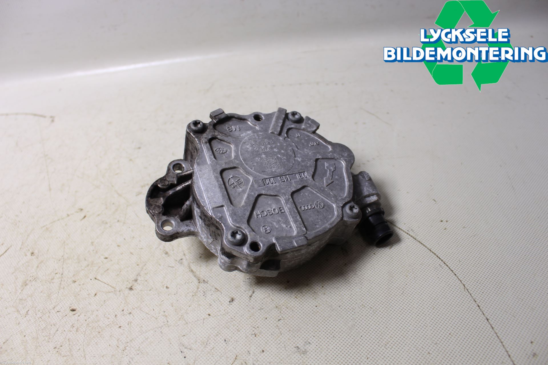 Volkswagen VW PASSAT 11-14 Vakuumpump