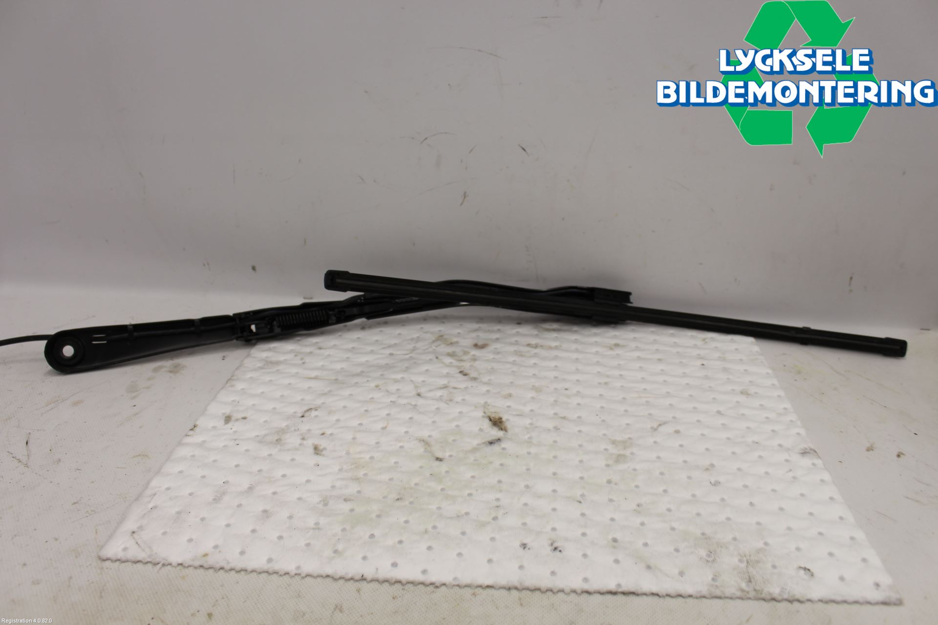 BMW 3 G20/G21/G80/G81 19- Torkararm Armar Vindruta