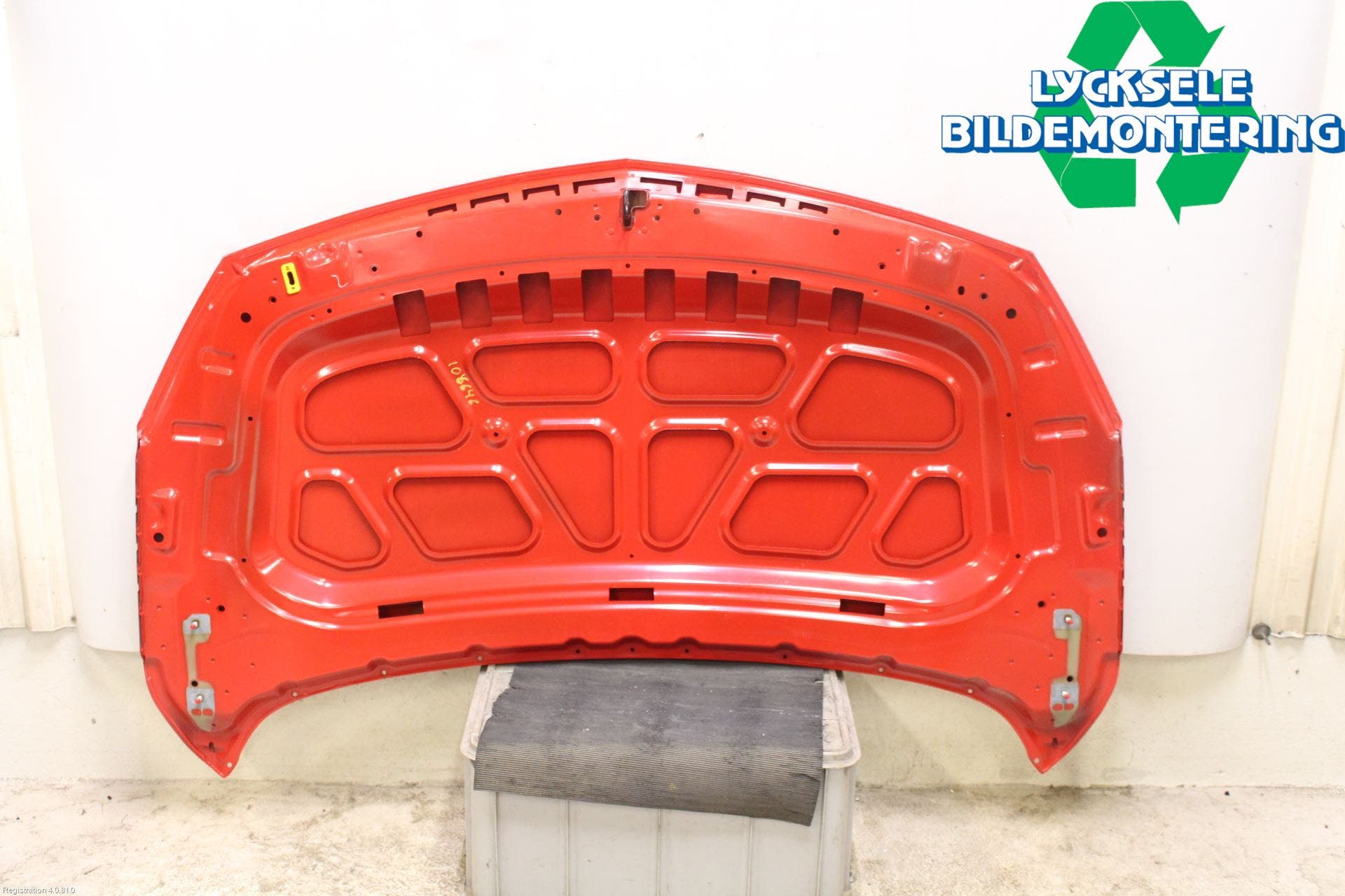 Opel ASTRA J 10-15 Huv Fram