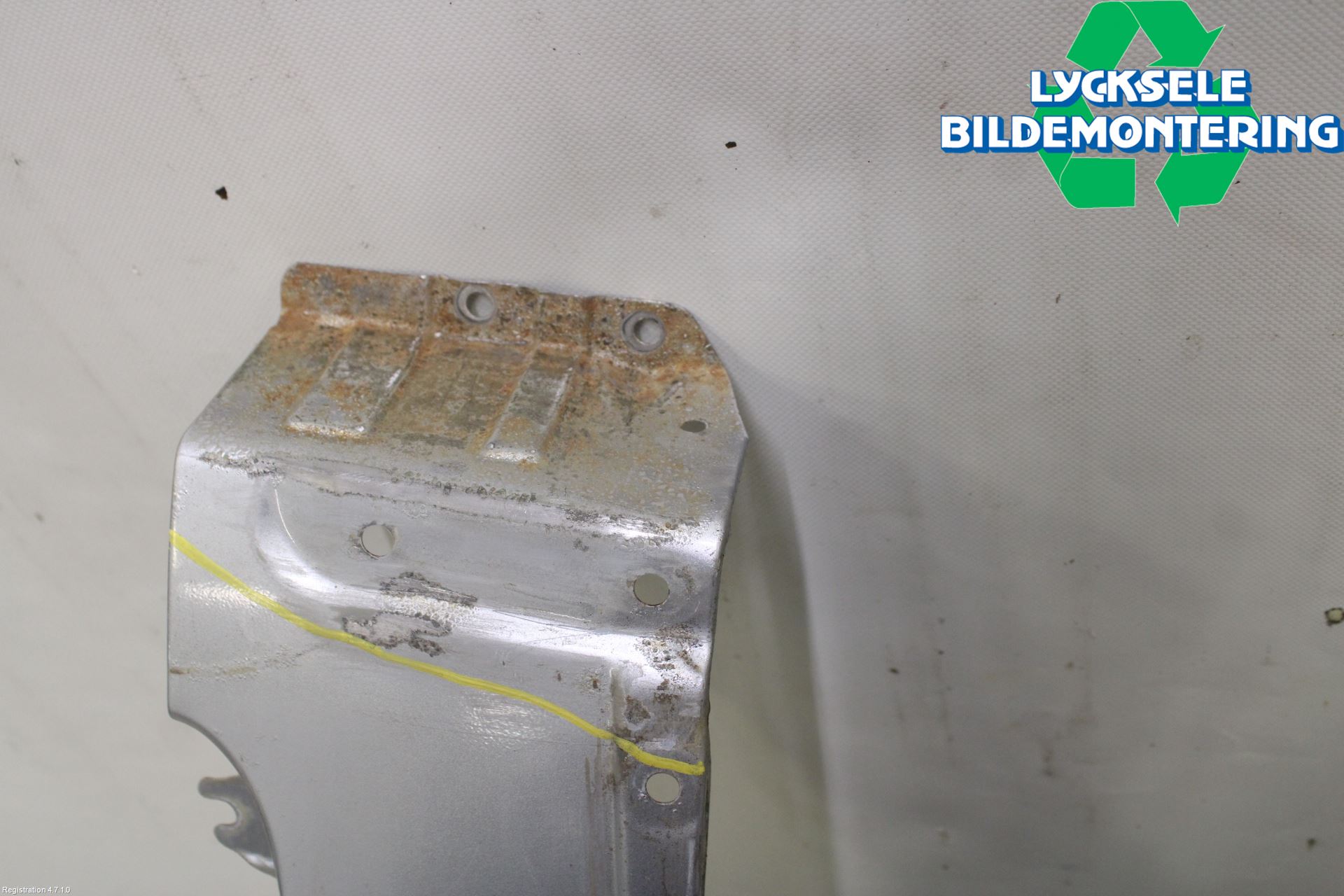 Subaru XV 12-17 Skärm Fram Vänster