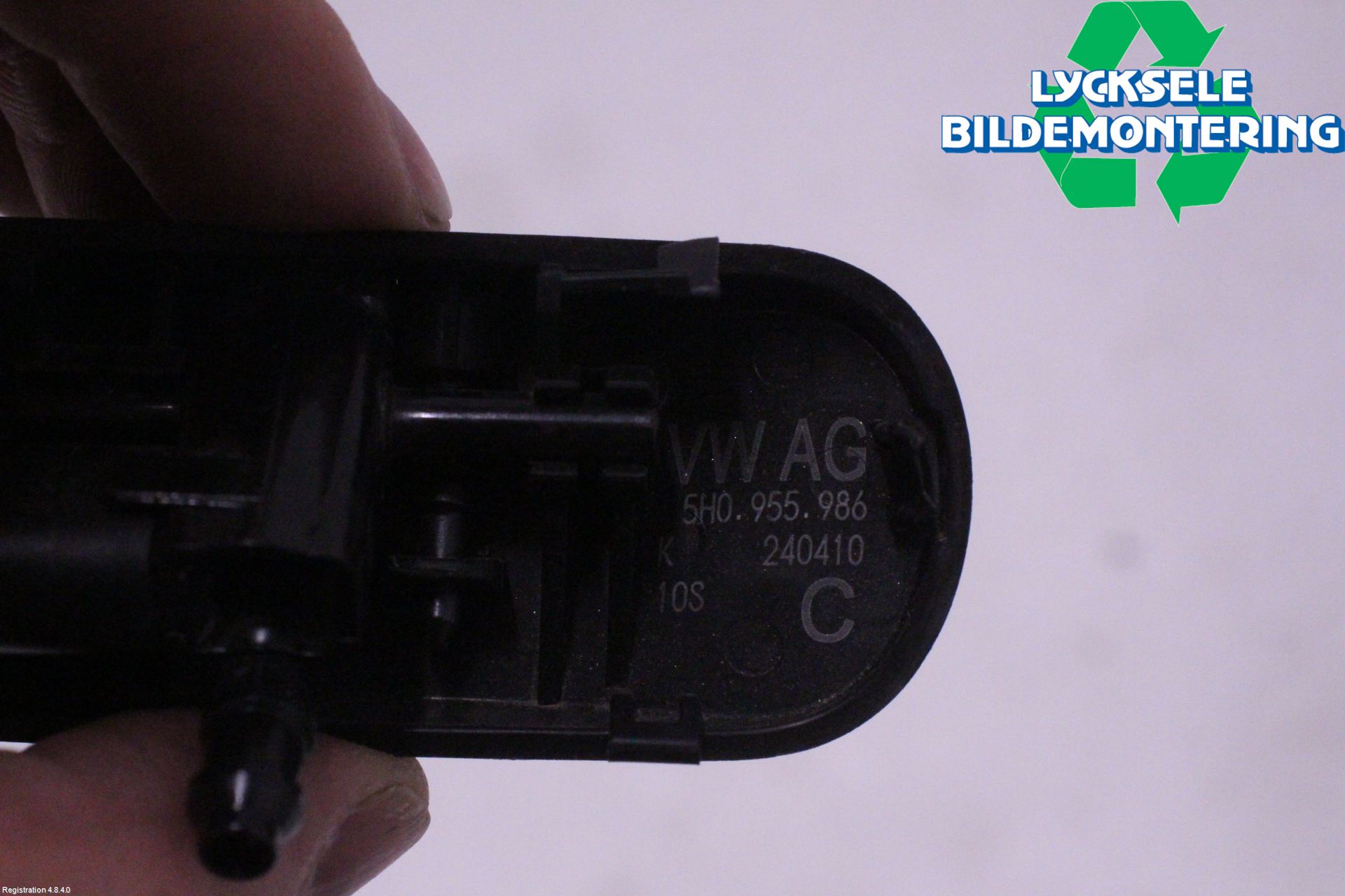 Volkswagen VW TIGUAN 24- Spolarmunstycke Rutor