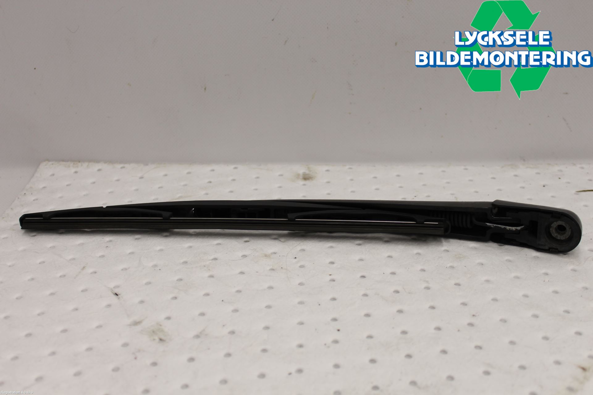 Mitsubishi OUTLANDER 07-12 Torkararm-Bakruta