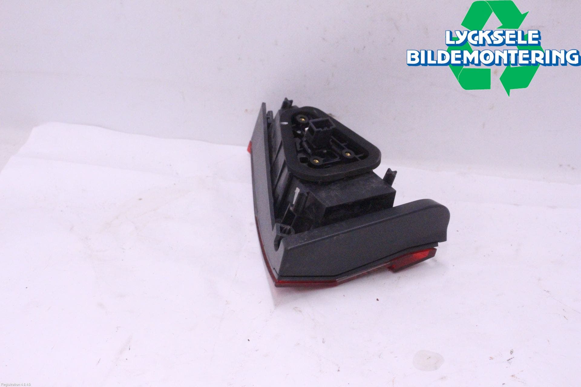 Skoda SUPERB 16-24 Bakljus Lucka Vä