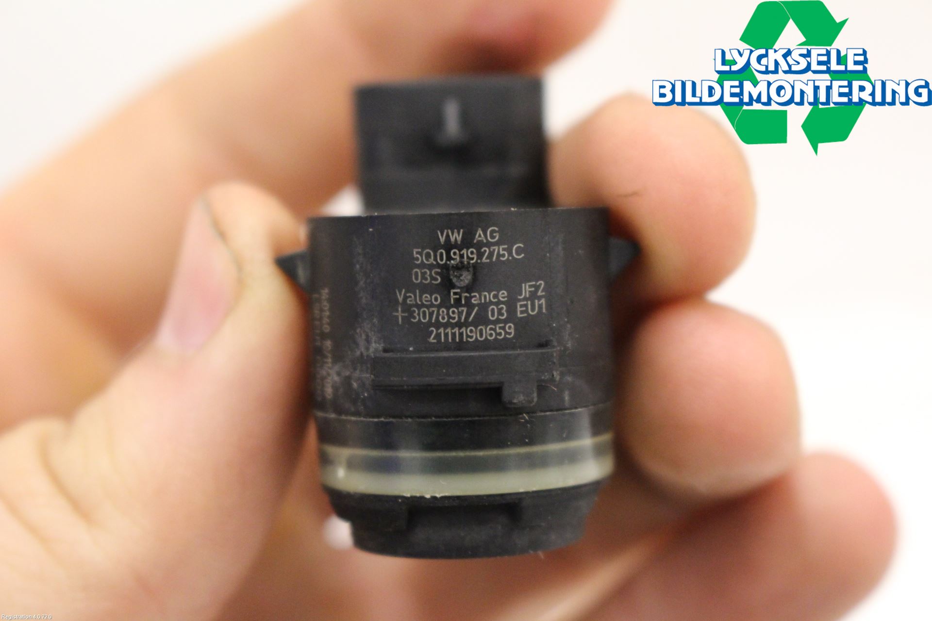 Skoda KAROQ 18- Parkeringshjälp Frontsensor