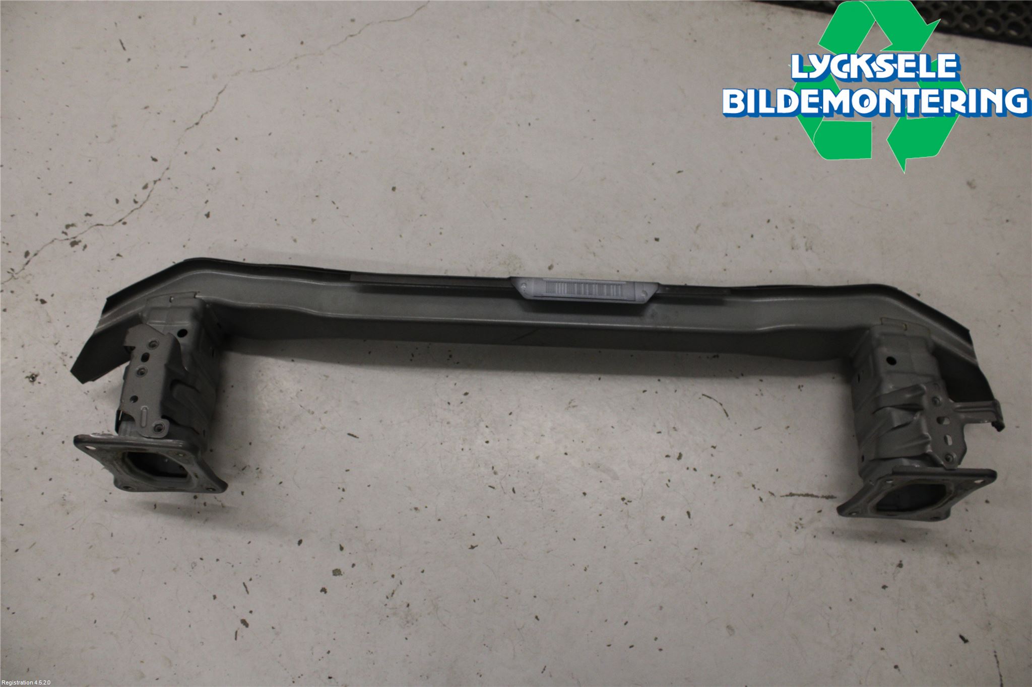 Ford FOCUS 11-14 Stötfångarbalk Fram