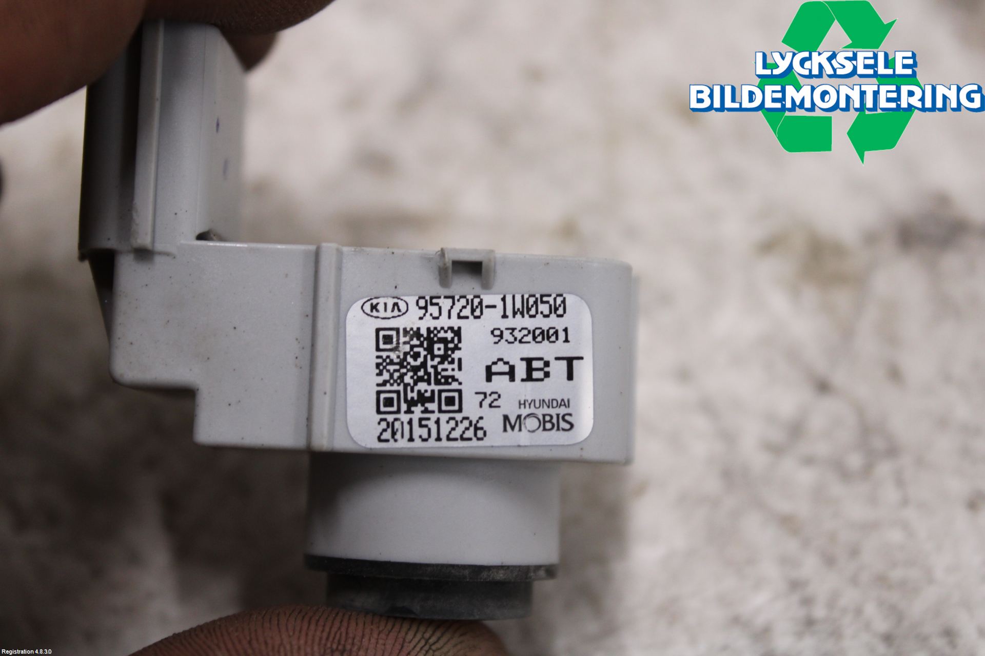 Kia RIO 12-16 Parkeringshjälp Backsensor