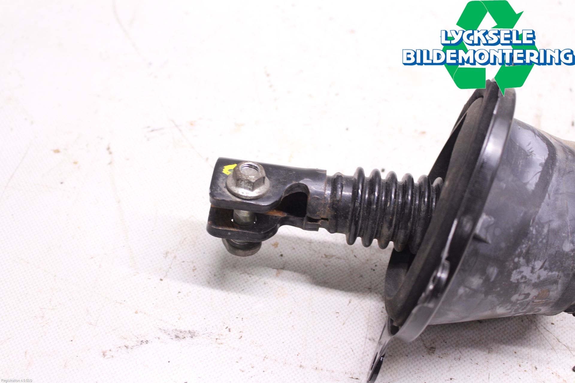 Nissan NAVARA 05-16 Rattaxelknut